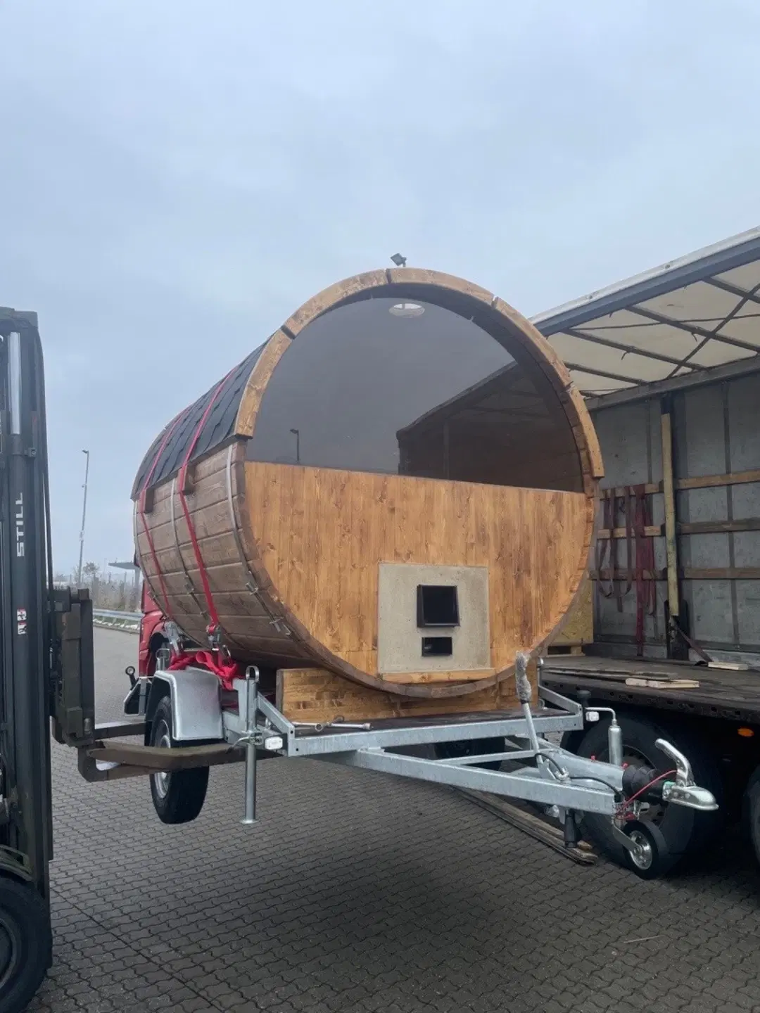 UDLEJES-mobil tønde sauna udlejes i nordsjælland