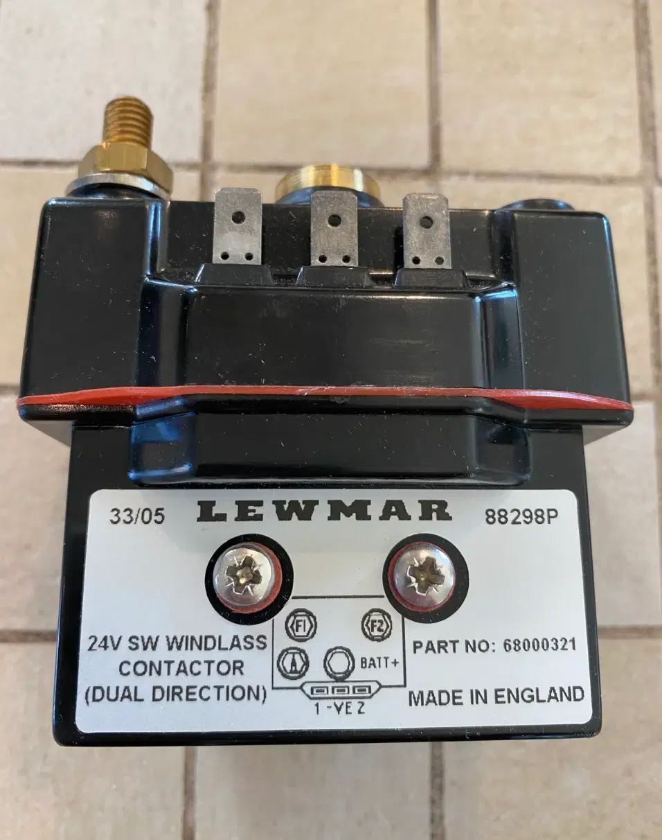 LEWMAR WINDLASS CONTROL