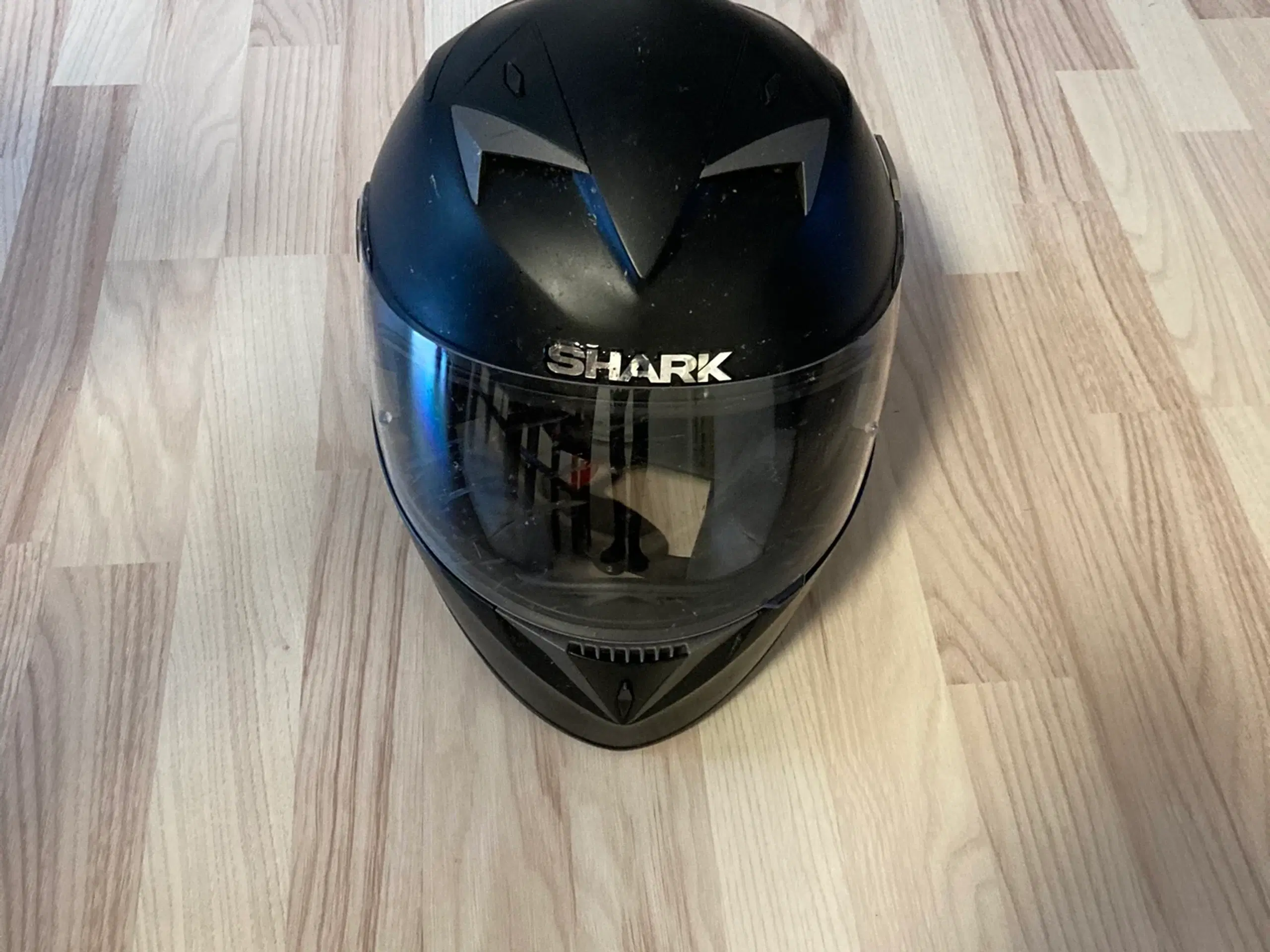 Shark hjelm Full Mat S700