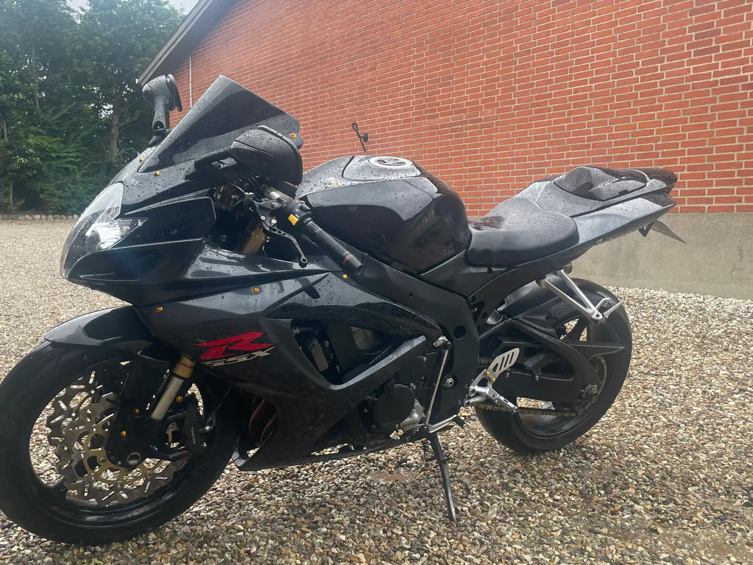 Suzuki gsx-r 600 k7