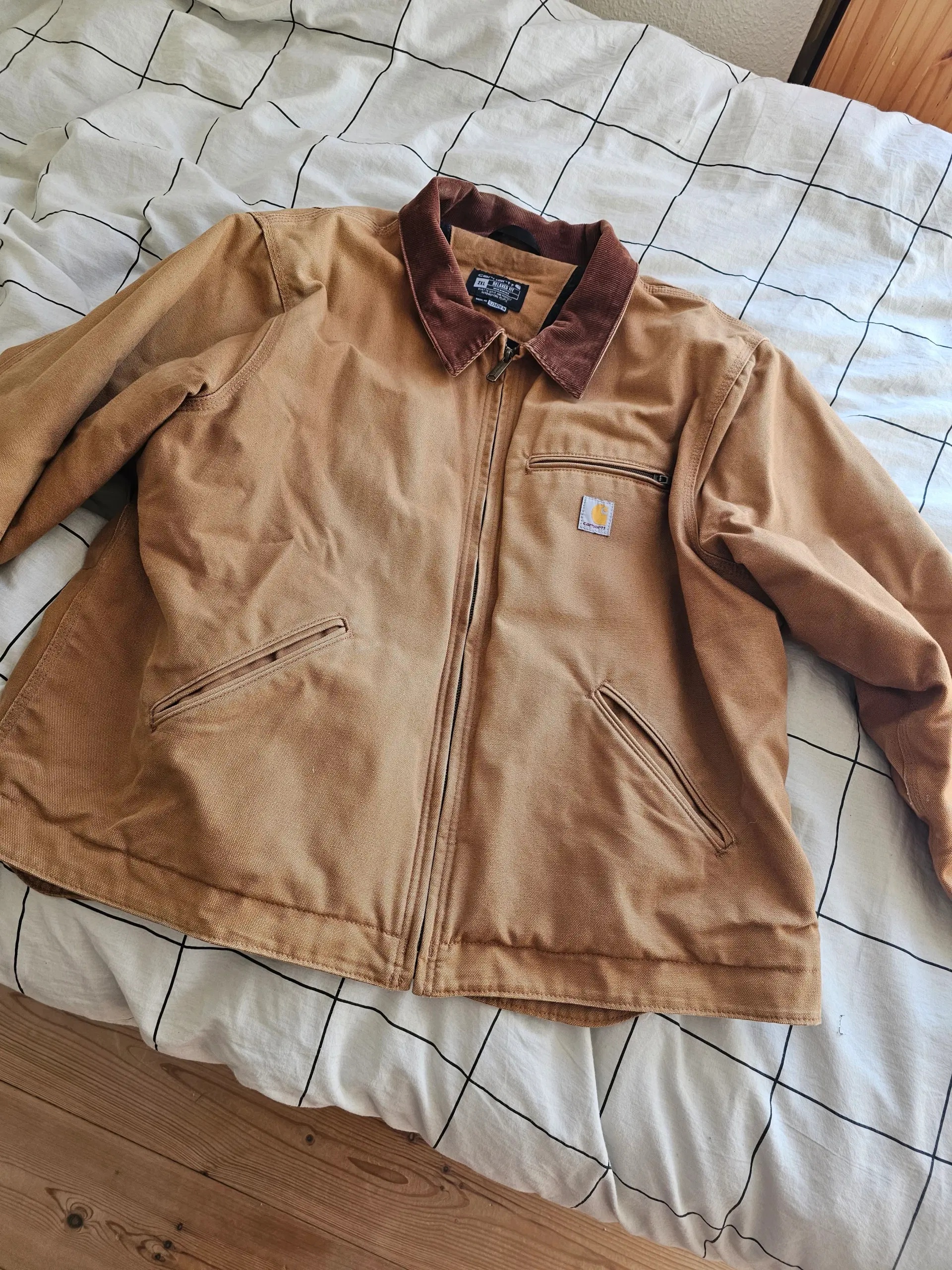 Lækker Carhartt jakke - Duck Detroit