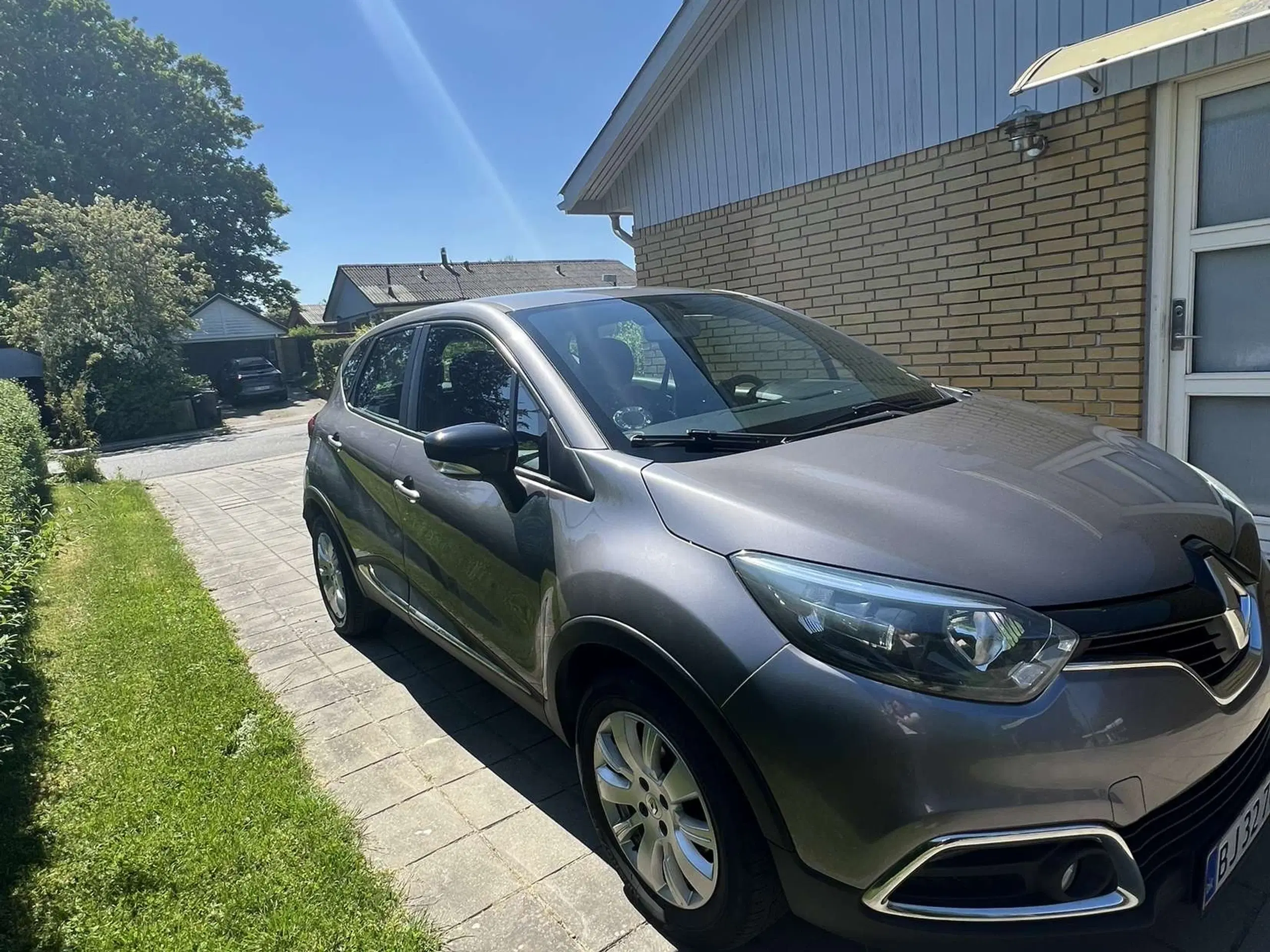 Renault Captur 15 2015 (ny synet)