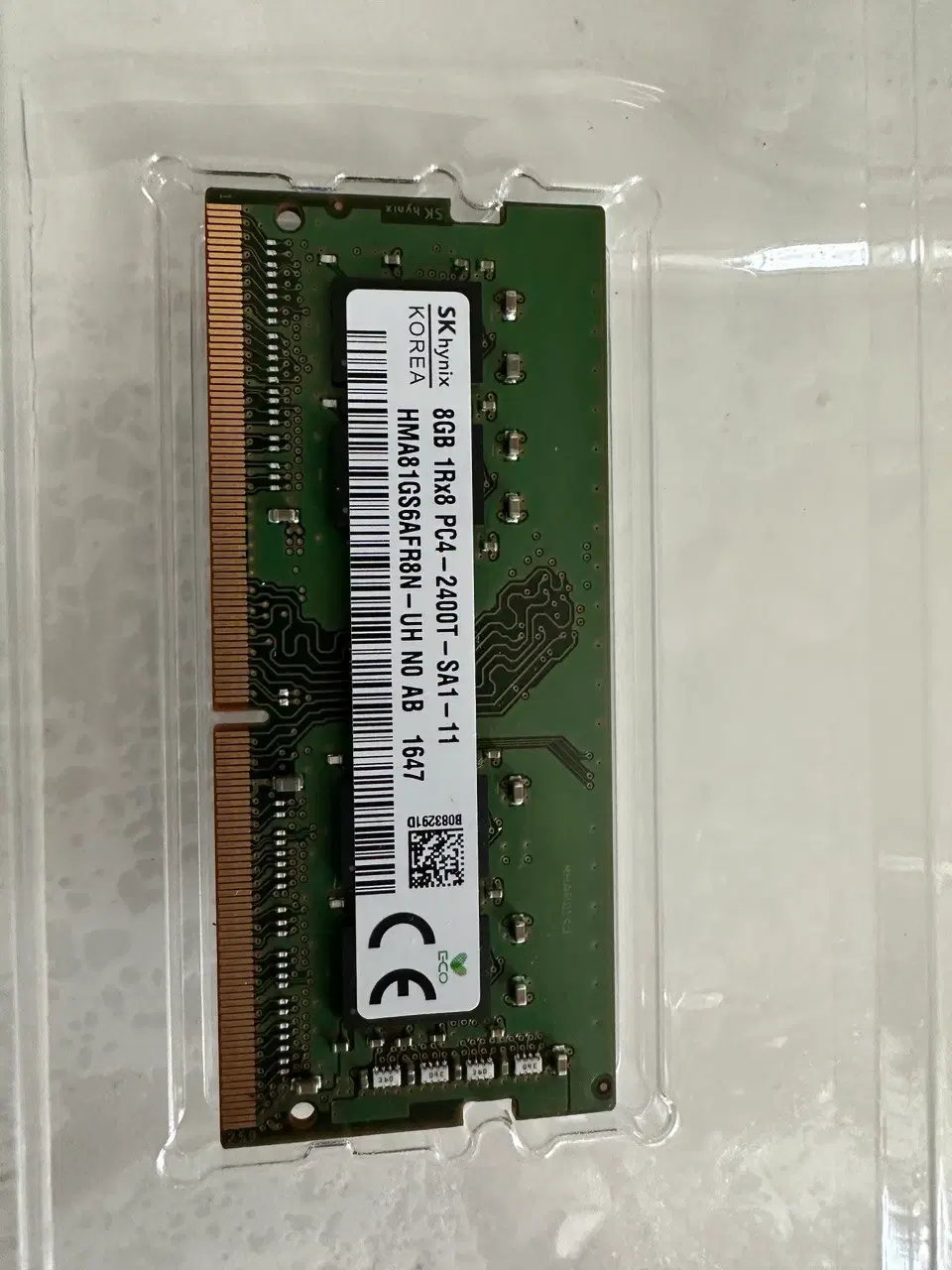 2 x 8GB DDR4 RAMs - 260pin