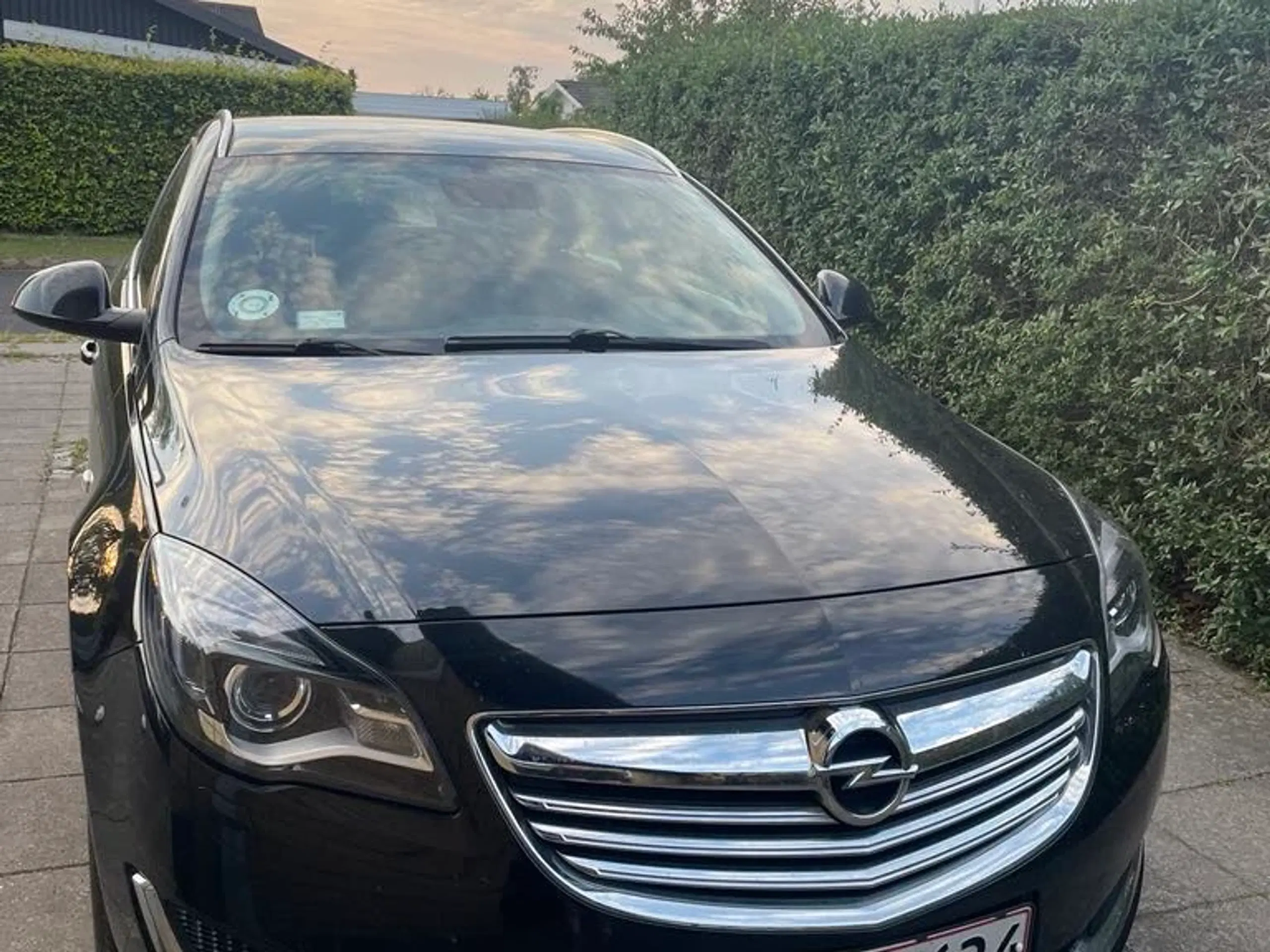 Opel Insignia 14 - sportstourer NYSYNET 211000k