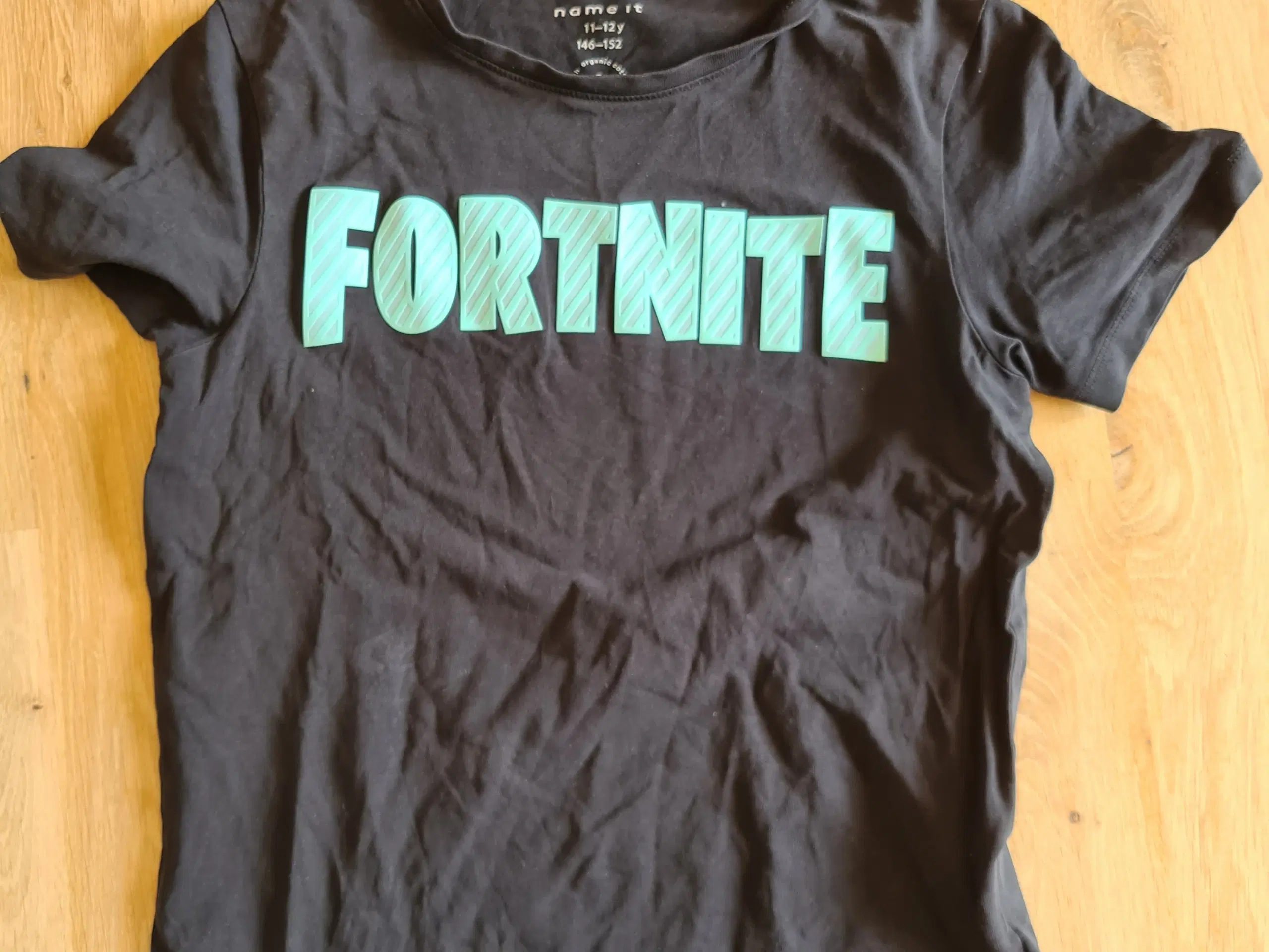 Fortnite t- shirt str 10-12 år