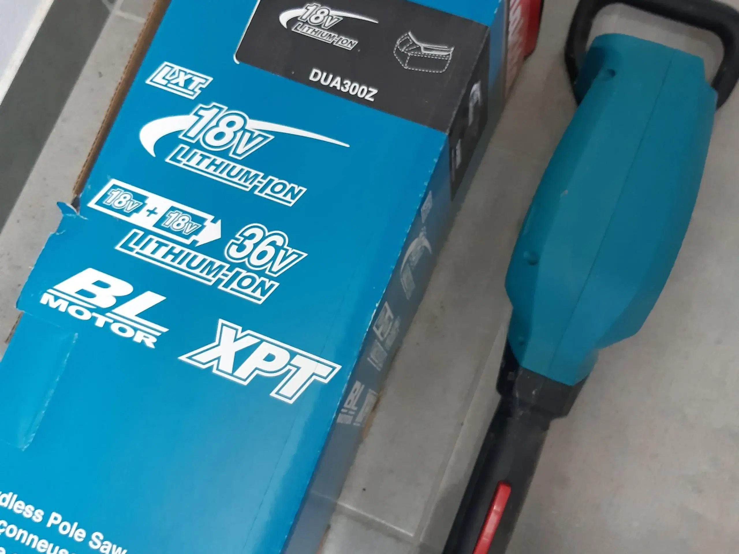 Makita stangsav batteri