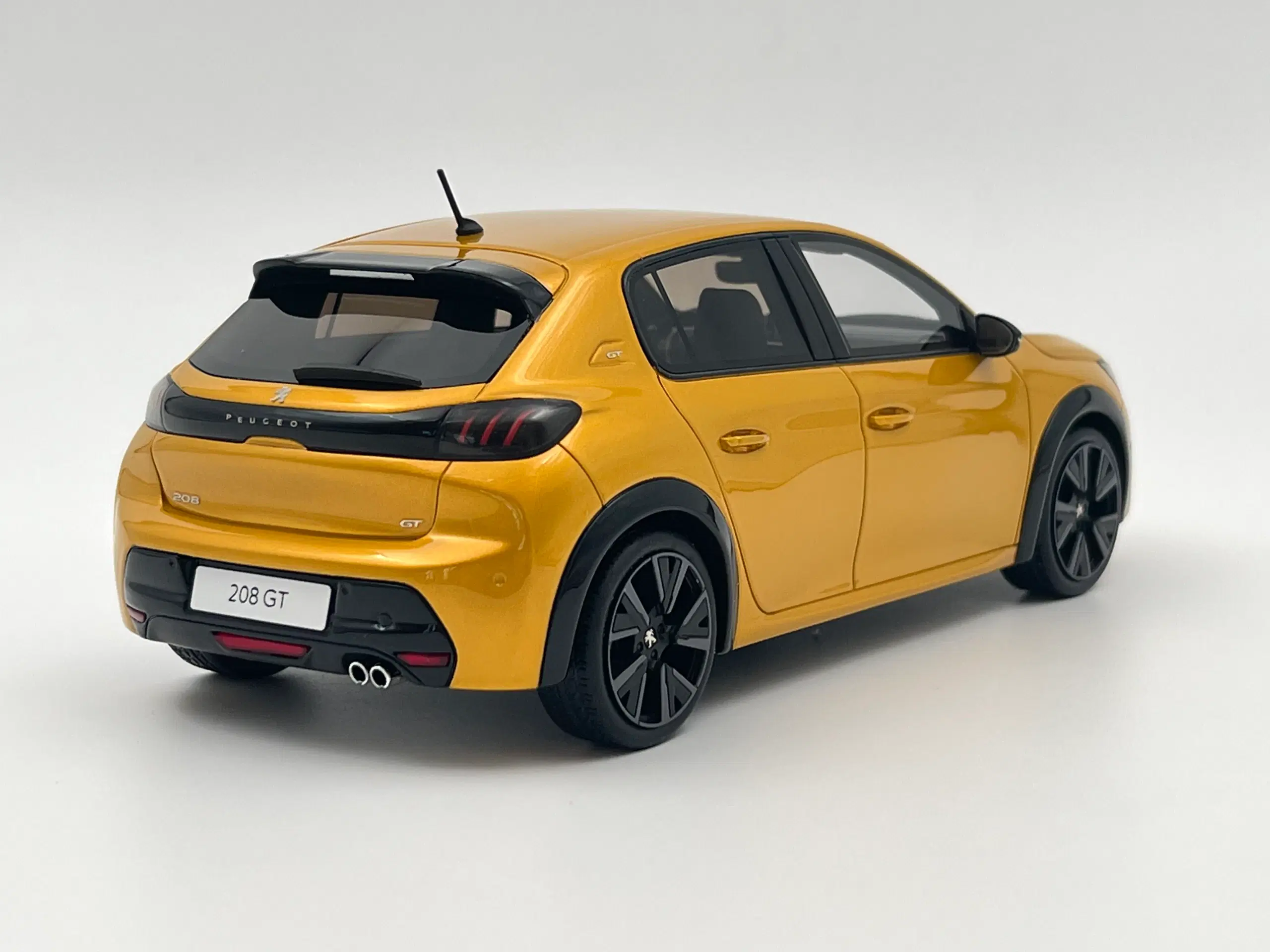 2020 Peugeot 208 GT - Limited Edition - 1:18