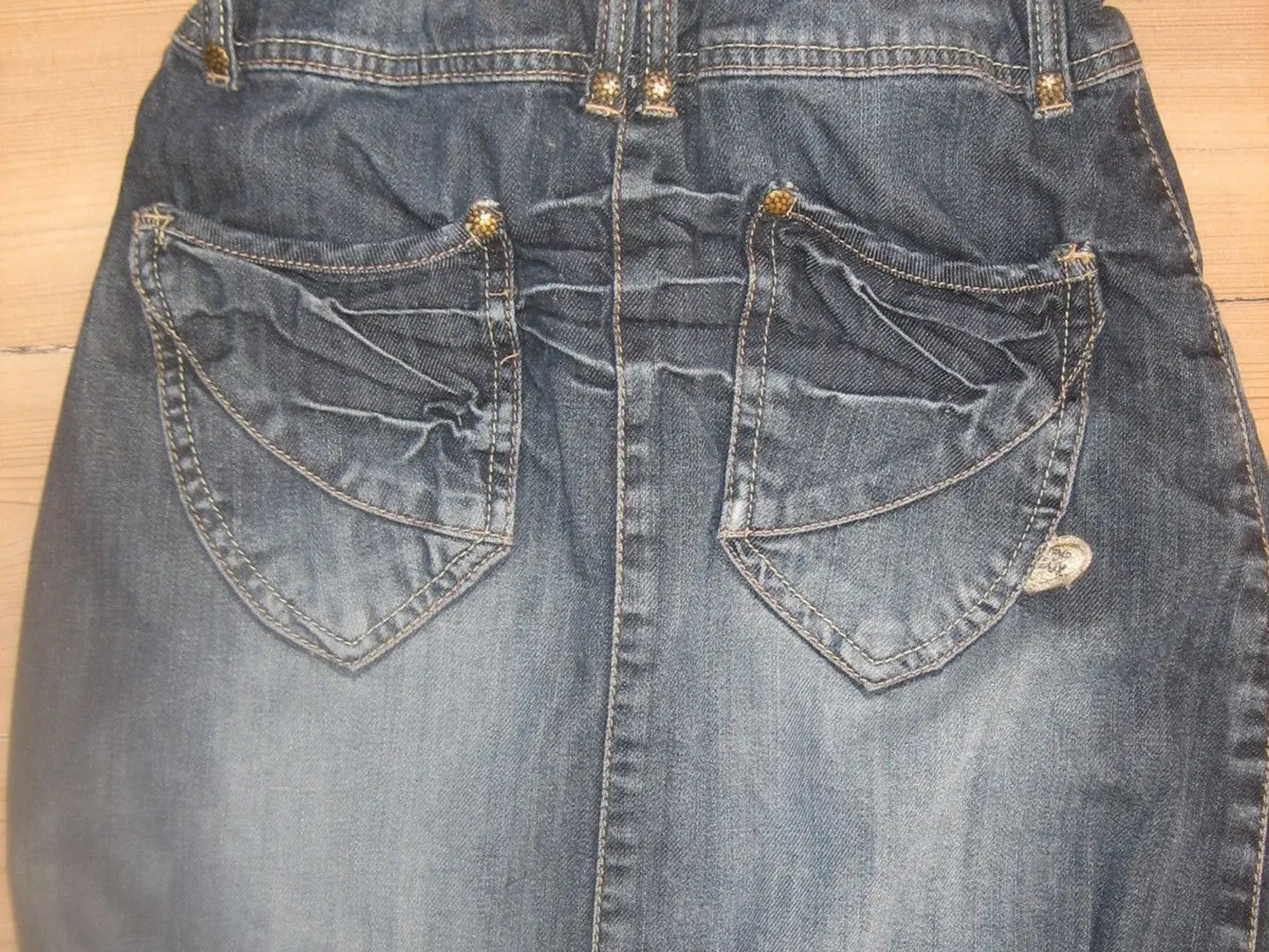 Pompdelux denim nederdel str 134-140