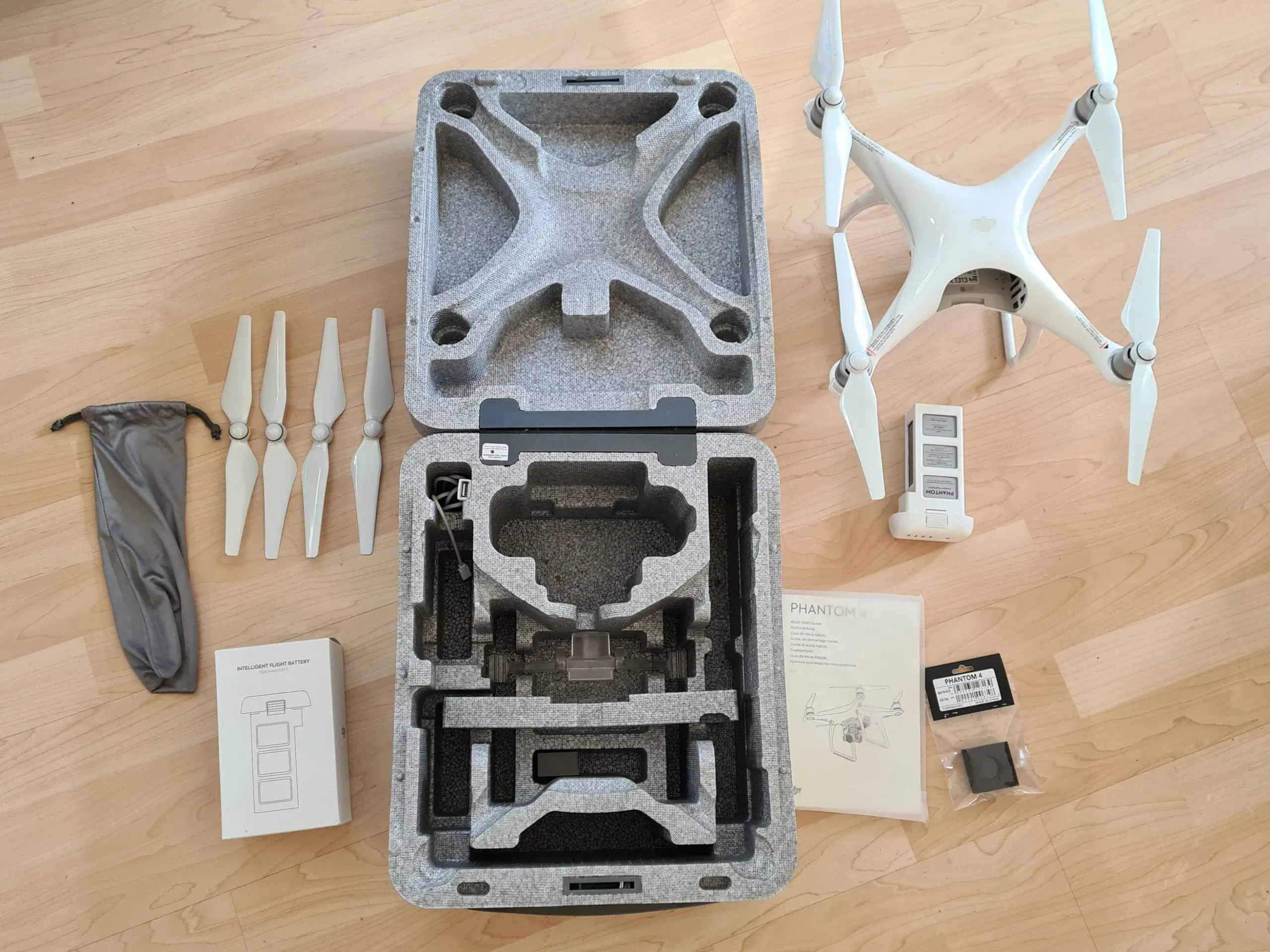 Drone DJI Phantom 4