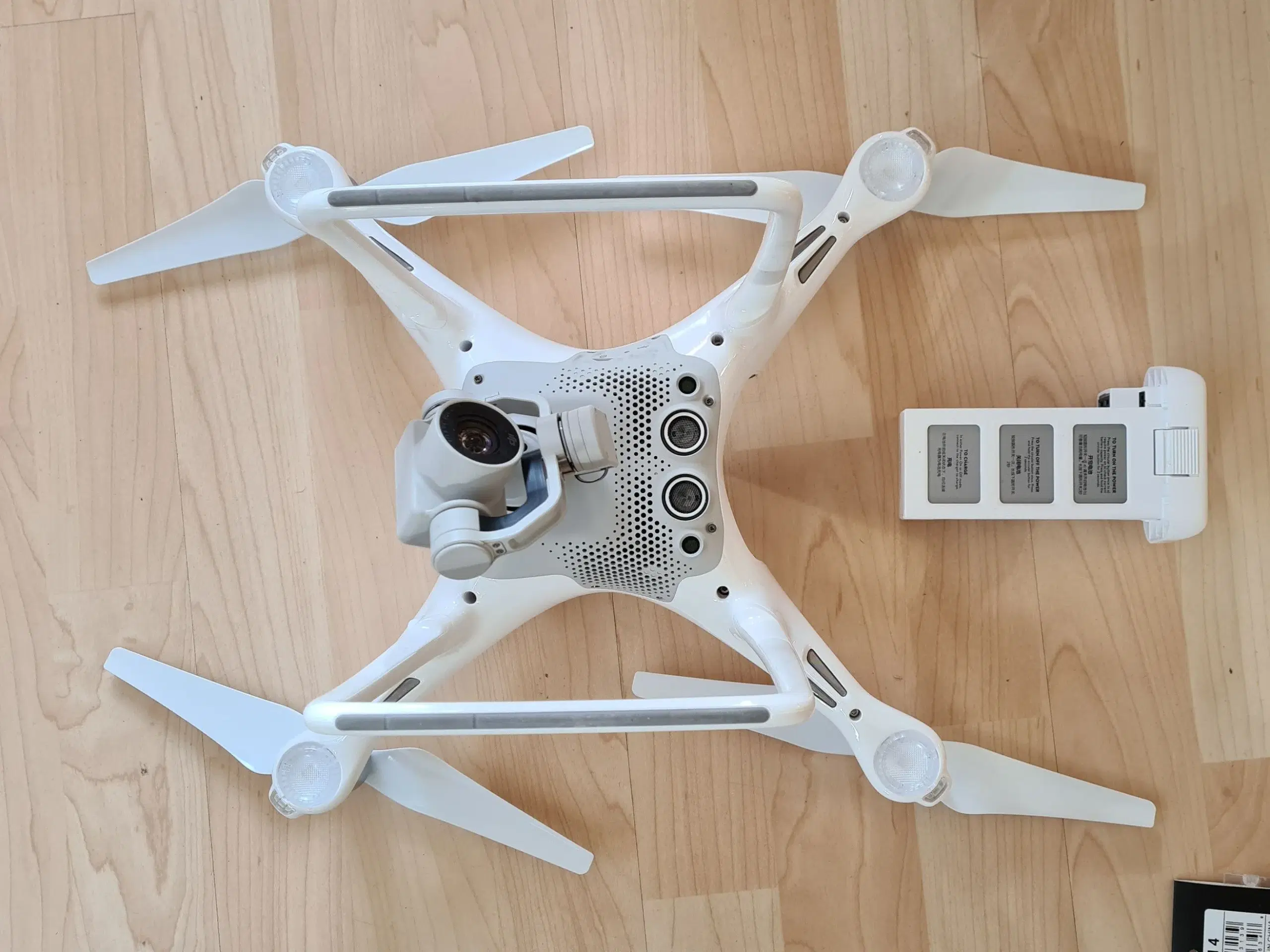 Drone DJI Phantom 4