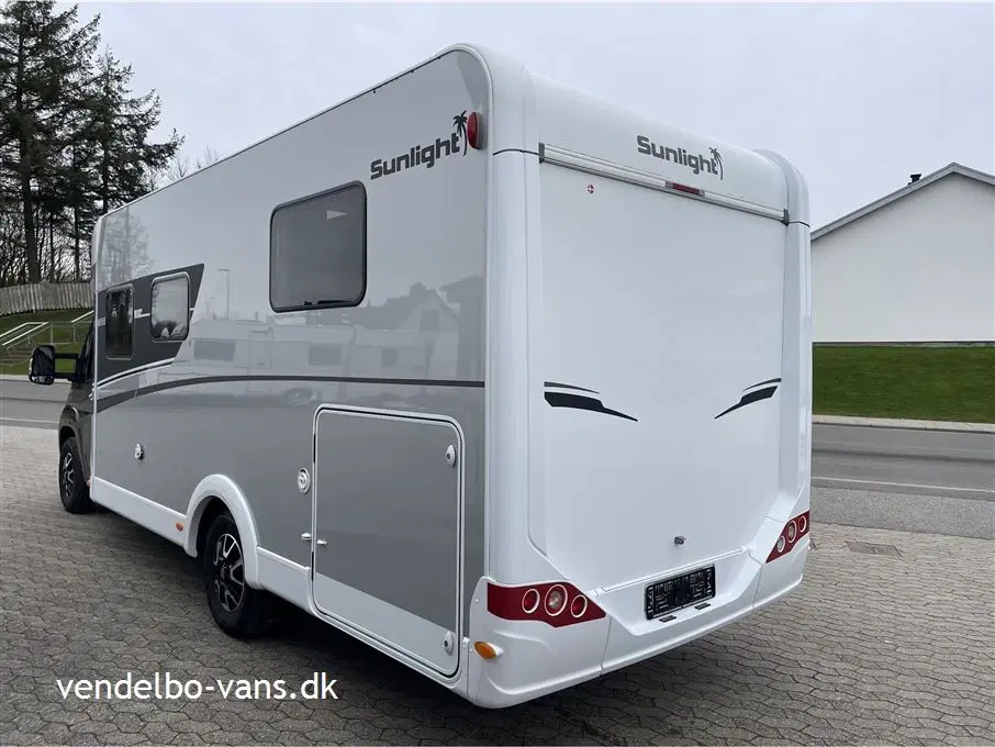 2021 - SunLight T 69 L Adventure Edition   5 sele- og sovepladser