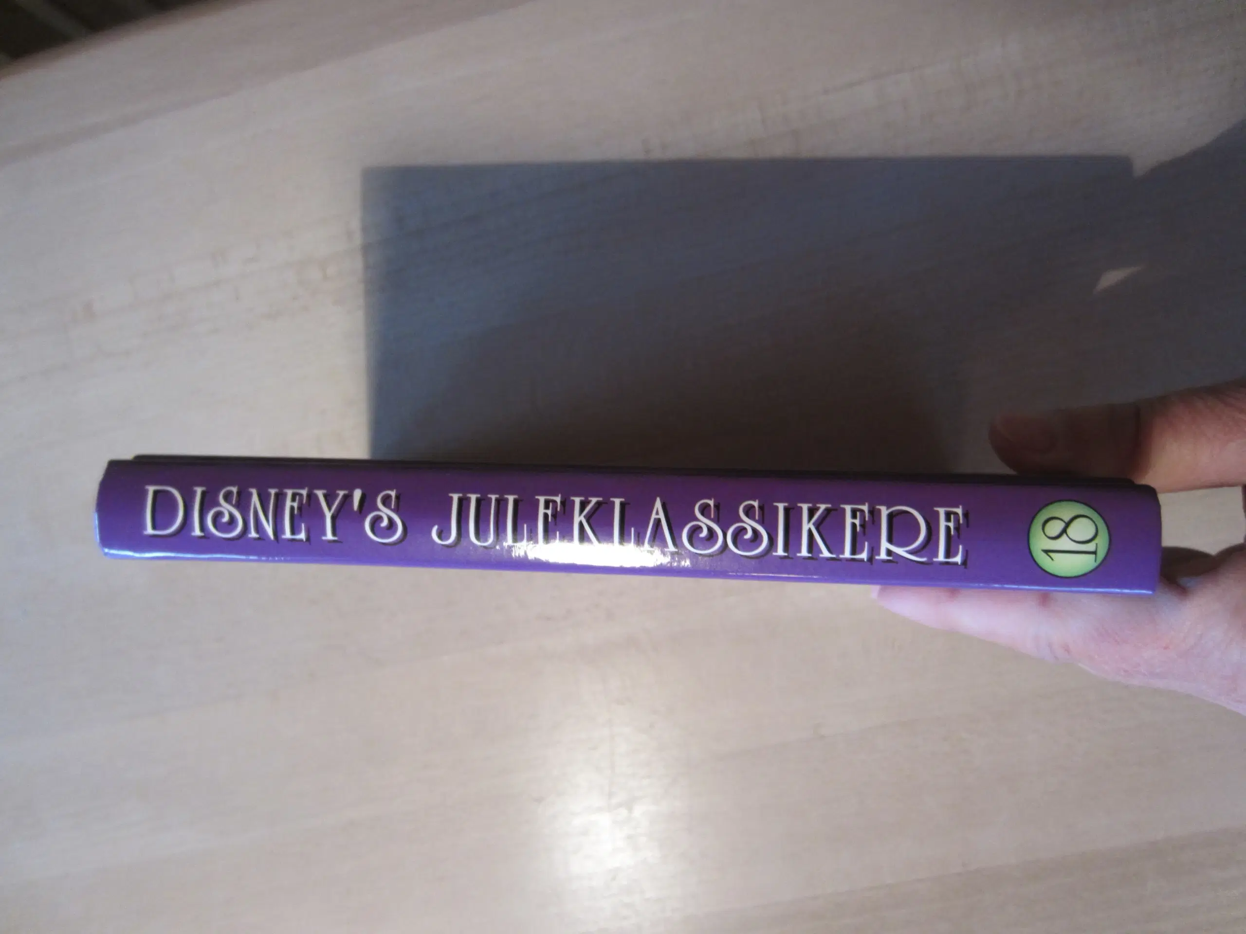 Bog - Disney's Juleklassikere nr. 18