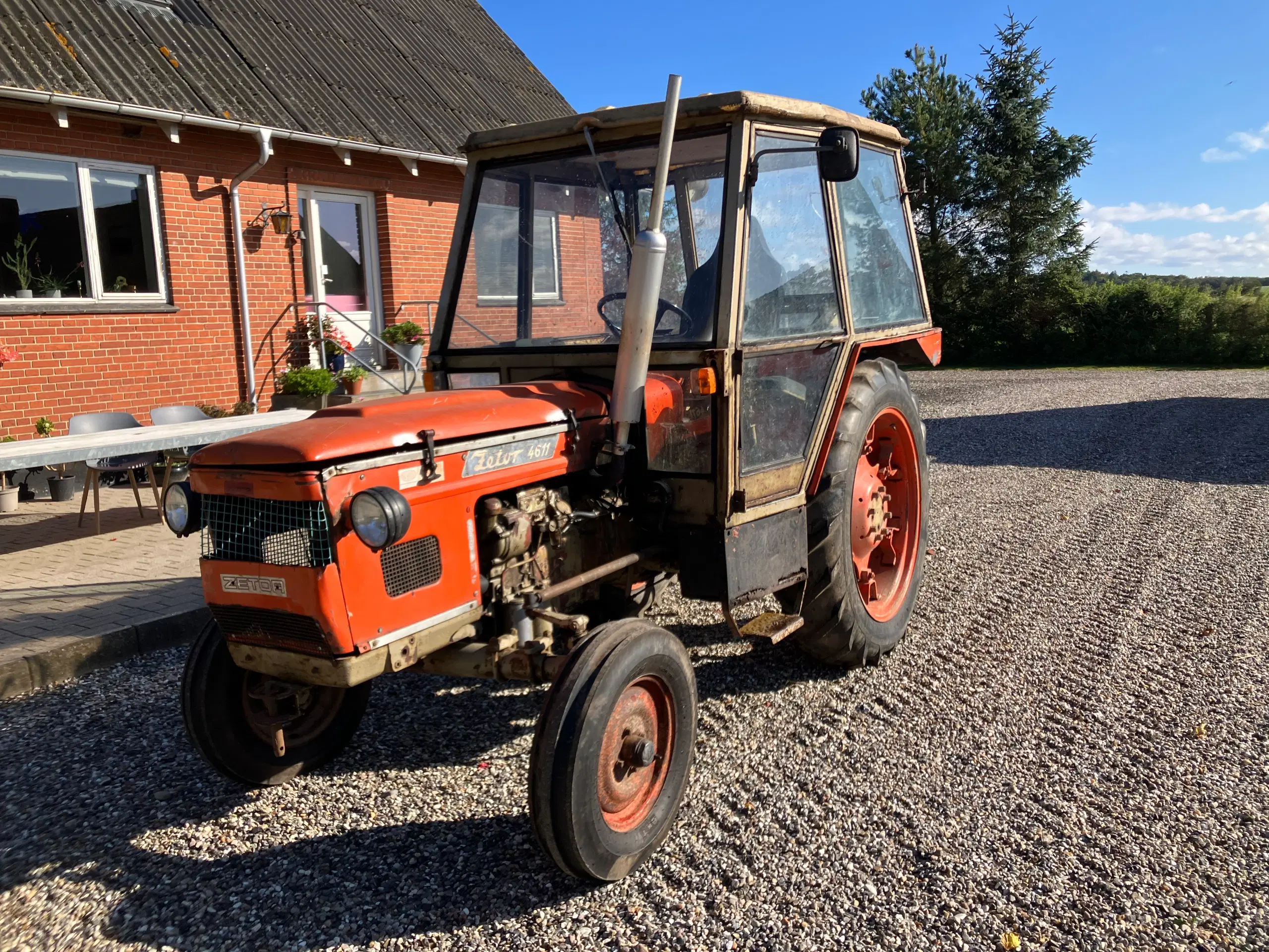 Zetor traktor 4611