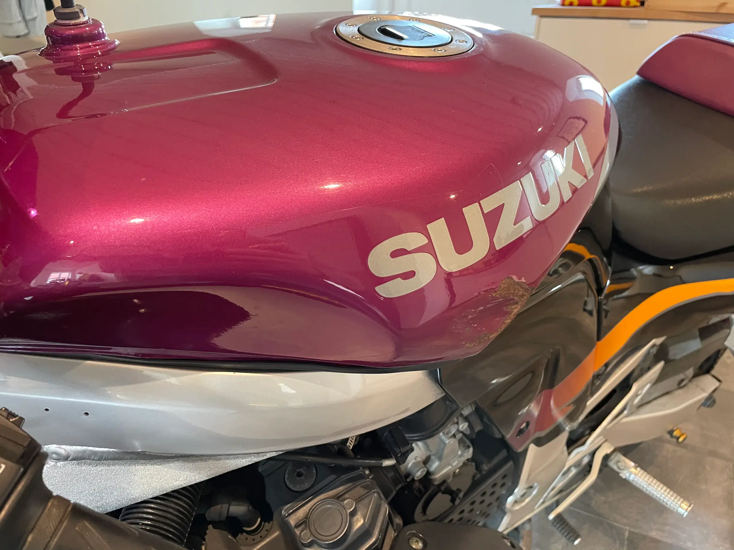 Suzuki GSXR 750