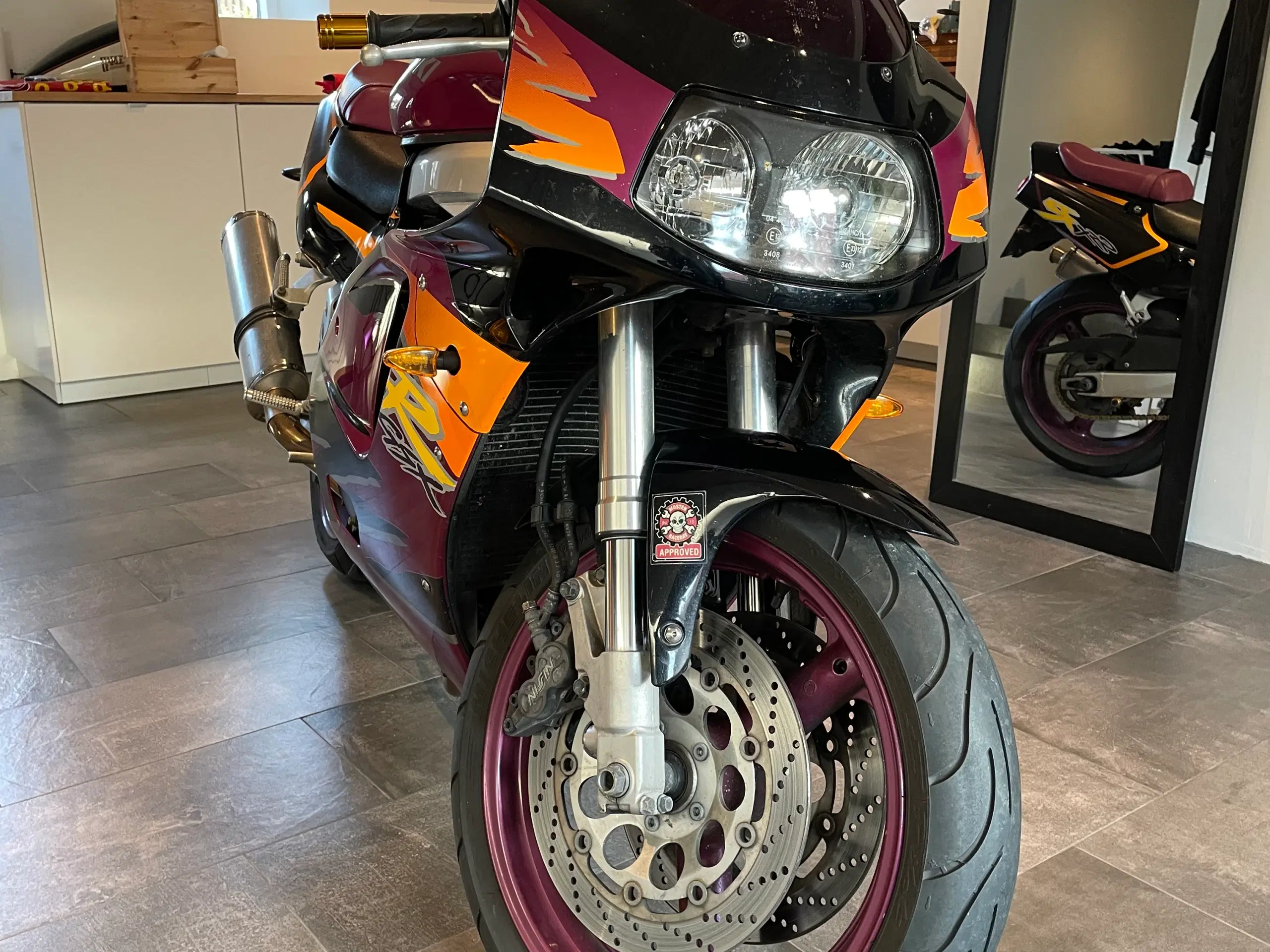 Suzuki GSXR 750