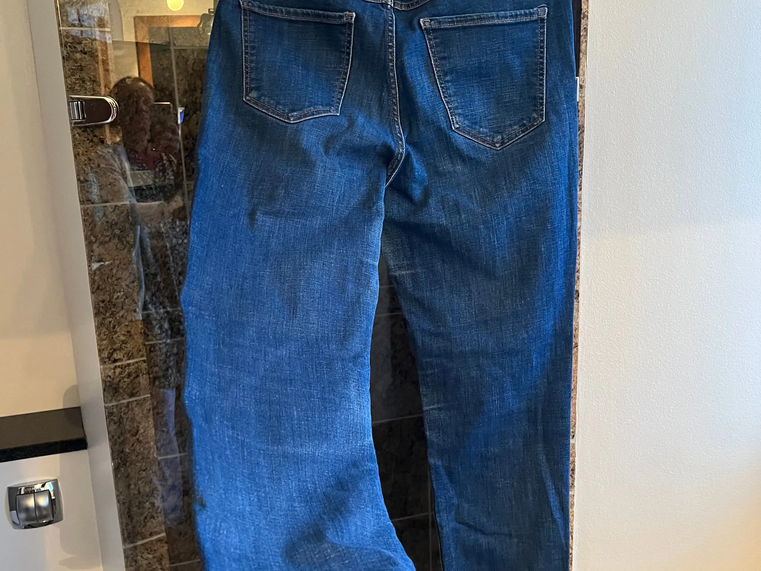 Smarte blå jeans fra violeta by mango str 44