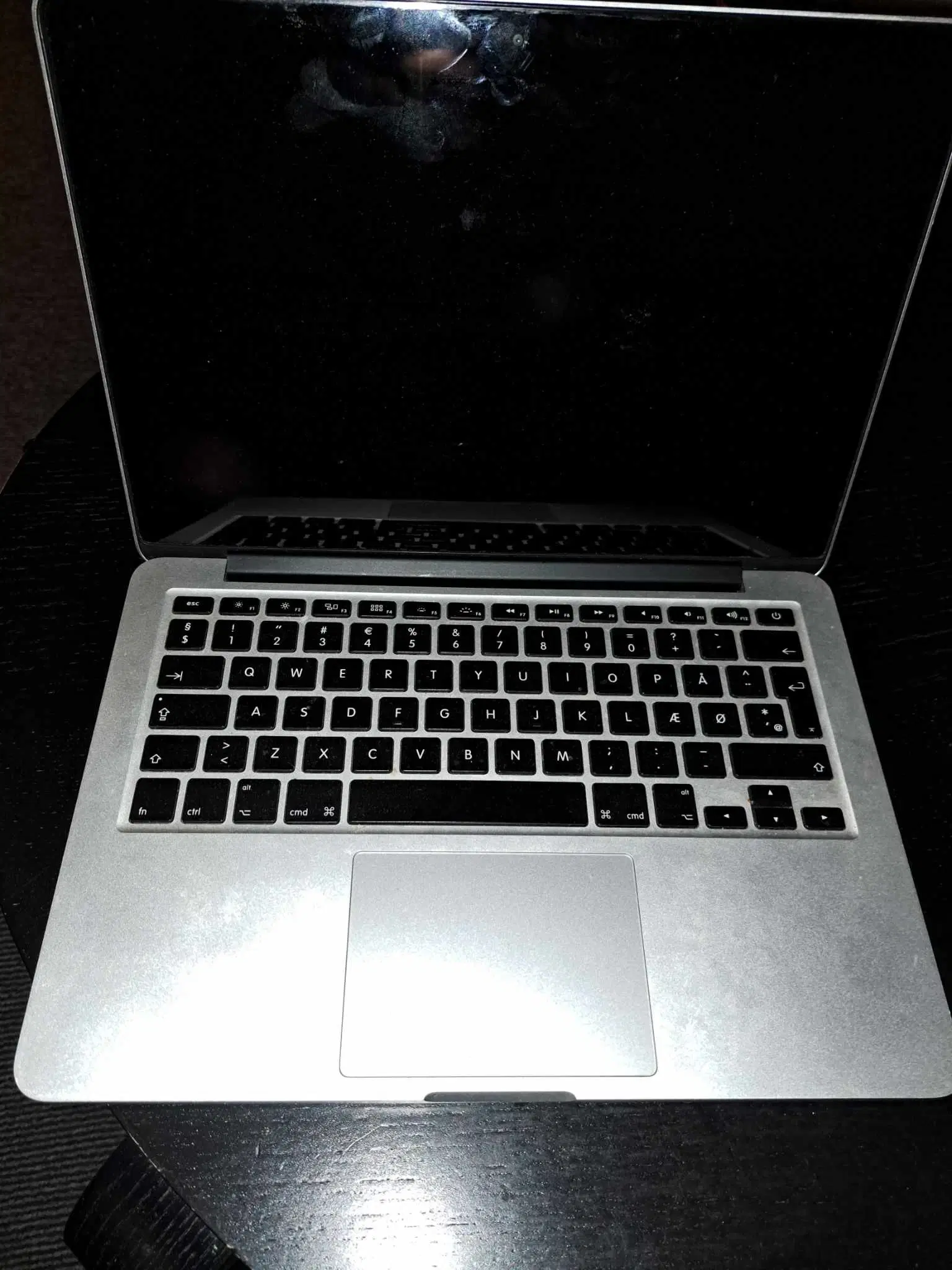 Apple MacBook