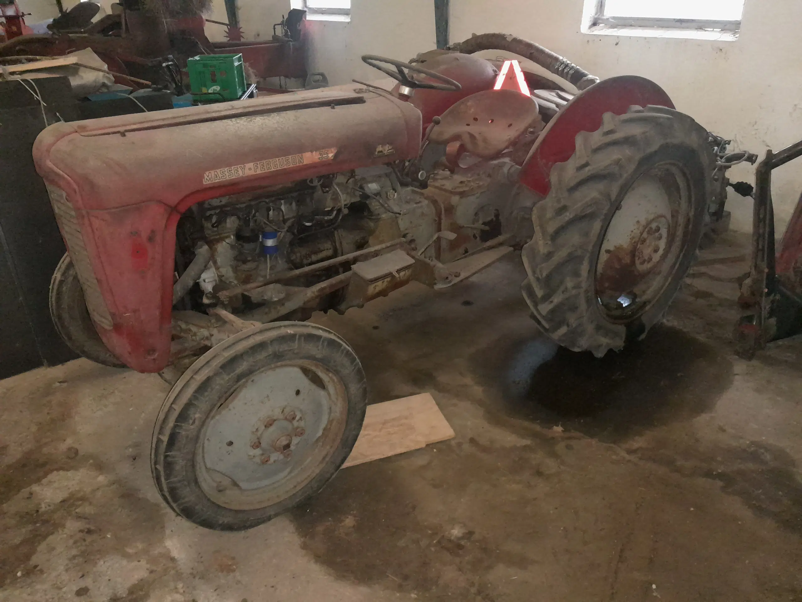 Massey Ferguson FE 35 Benzin