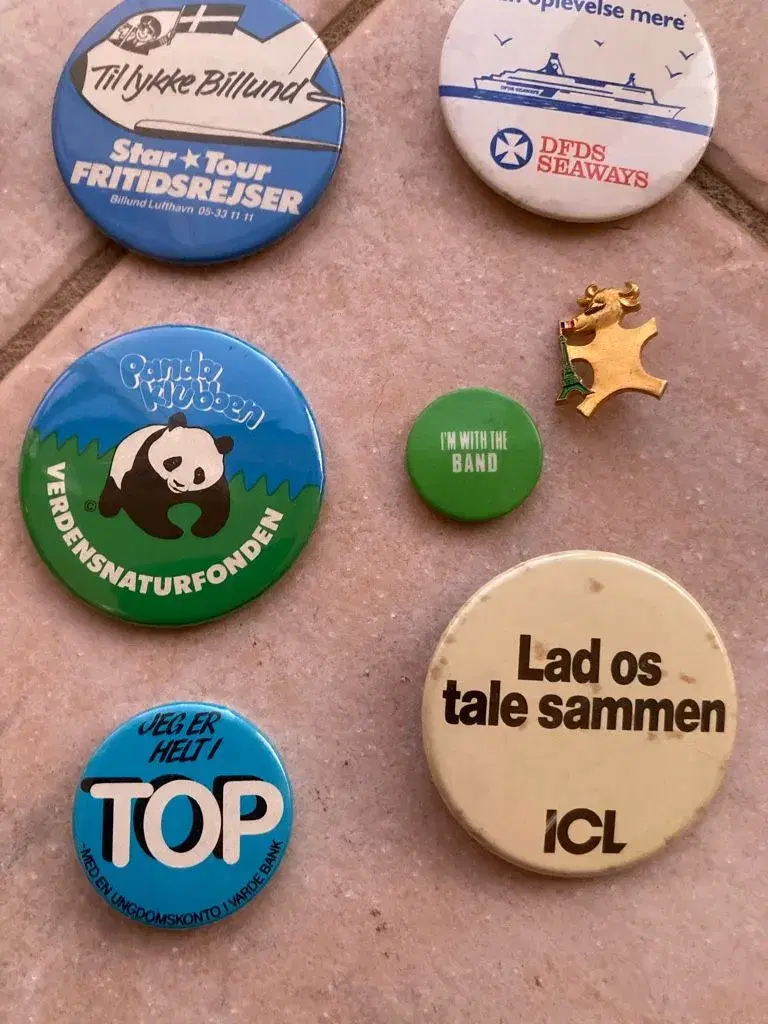 Retro badges fra 80?erne