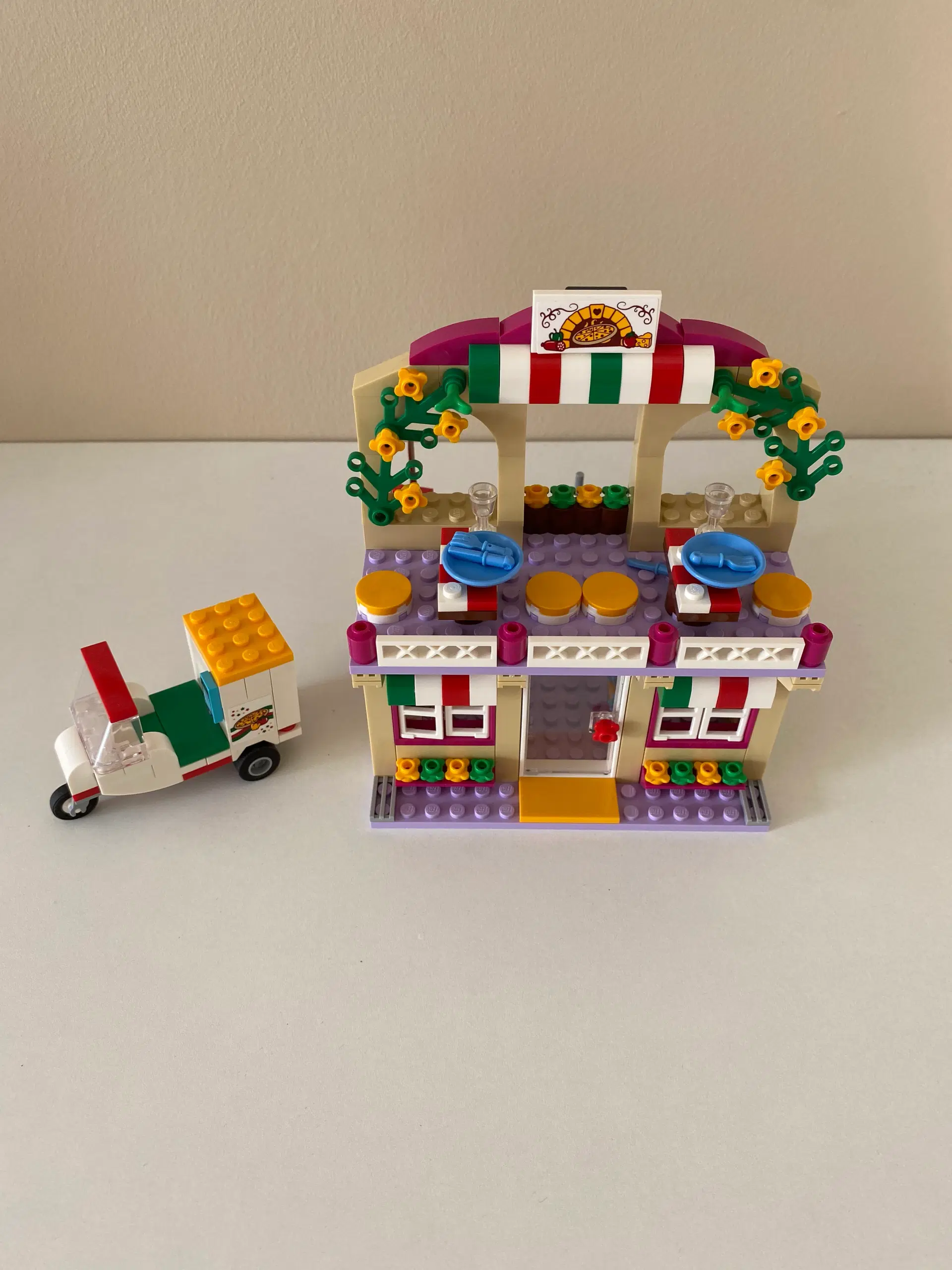 LEGO 41311 Friends Heartlake Pizzeria