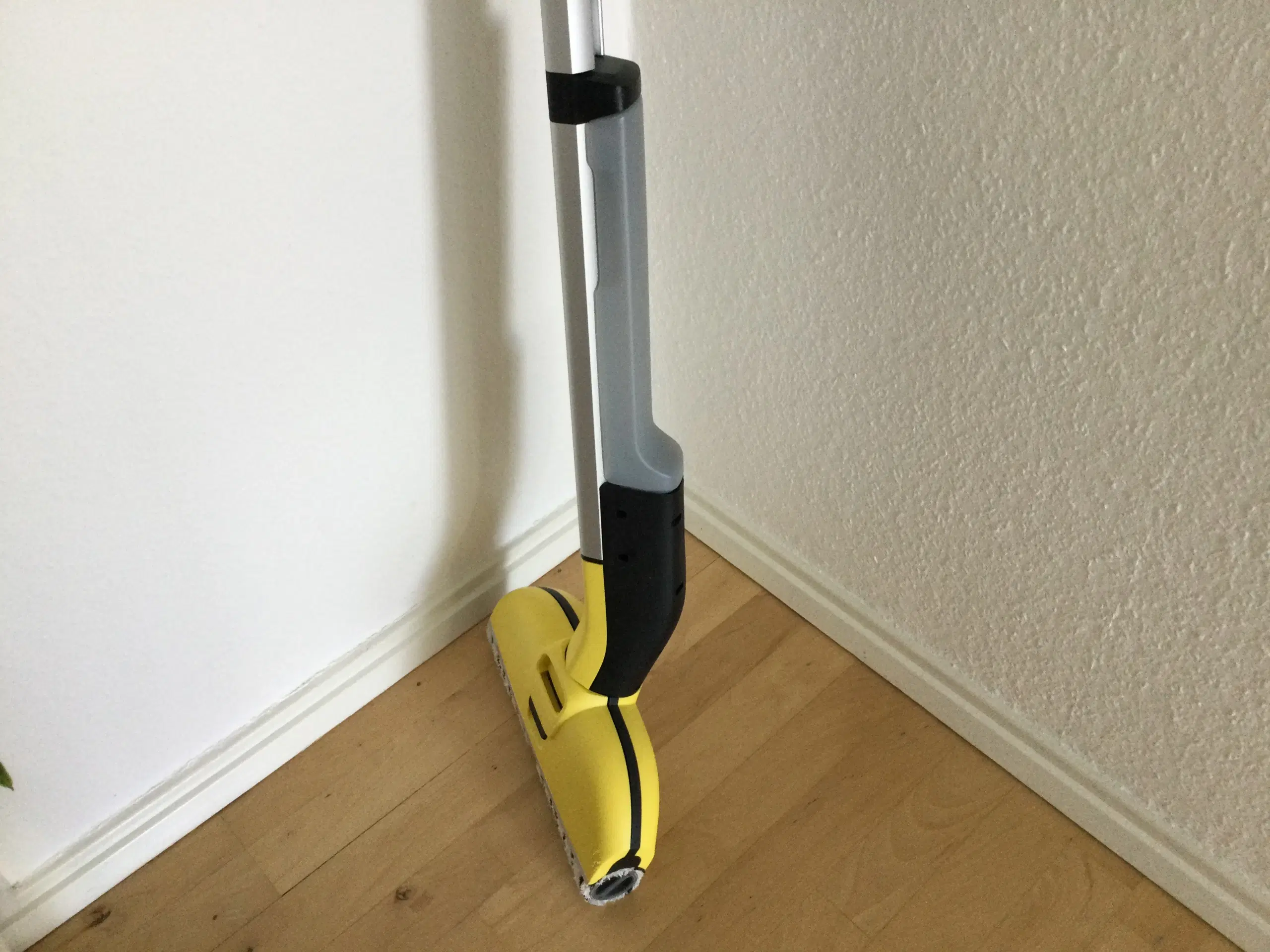 Karcher  FC 3  ledningsfri gulvvasker sælges