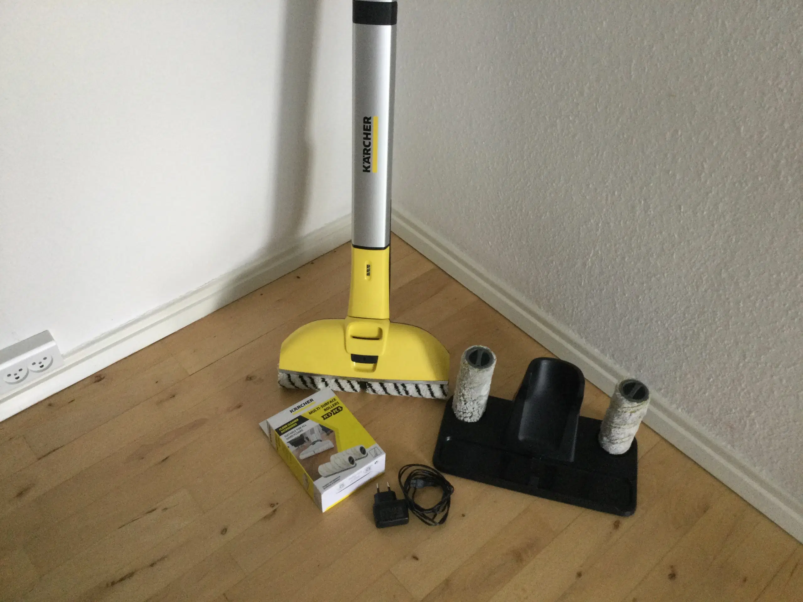 Karcher  FC 3  ledningsfri gulvvasker sælges