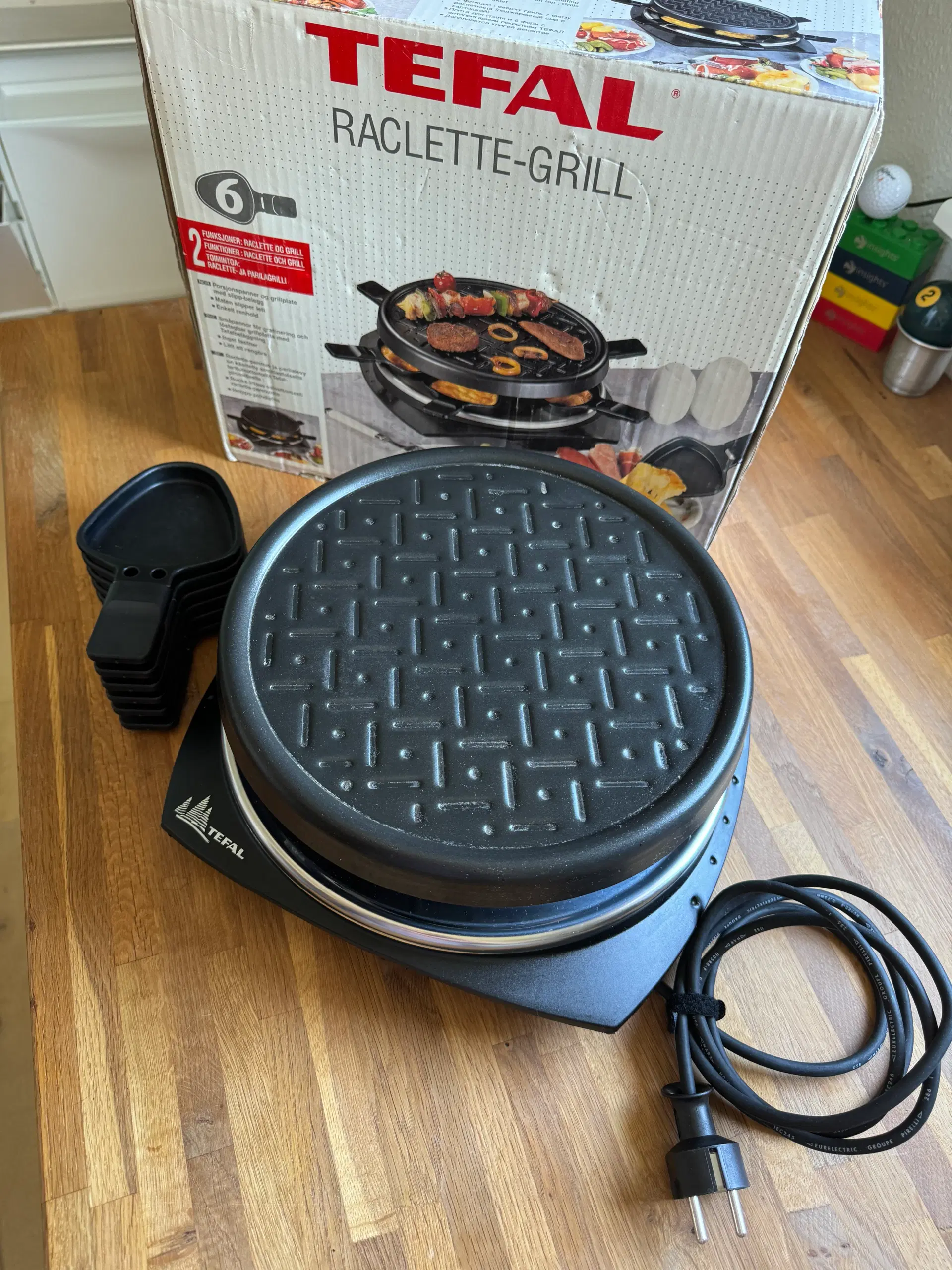 Tefal Raclette-Grill m 6 tallerkener