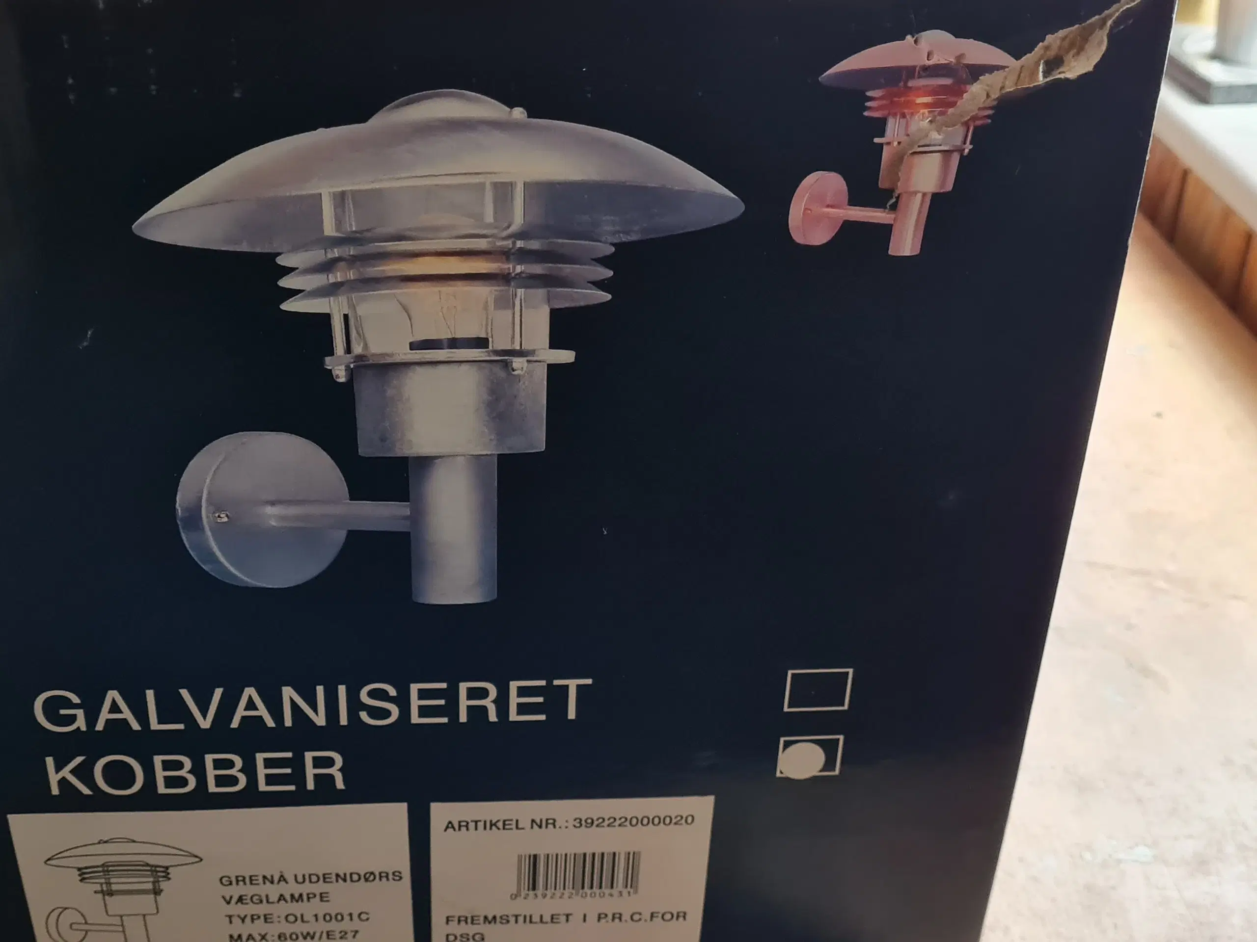 Udendørs kobberlampe