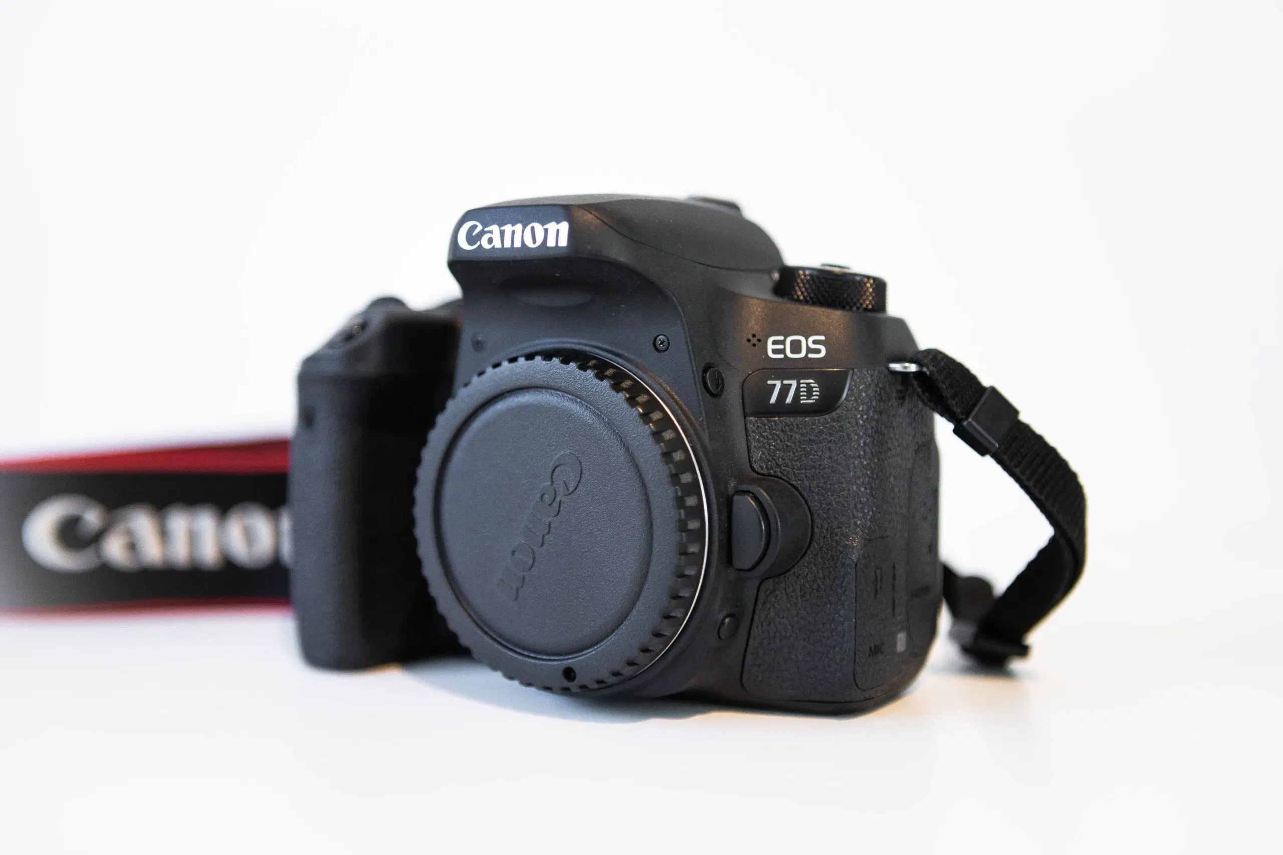 Canon EOS 77D + tilbehør