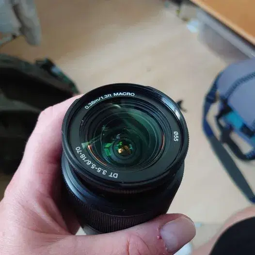 Sony 18-70mm 35 -56 objektiv til A-mount