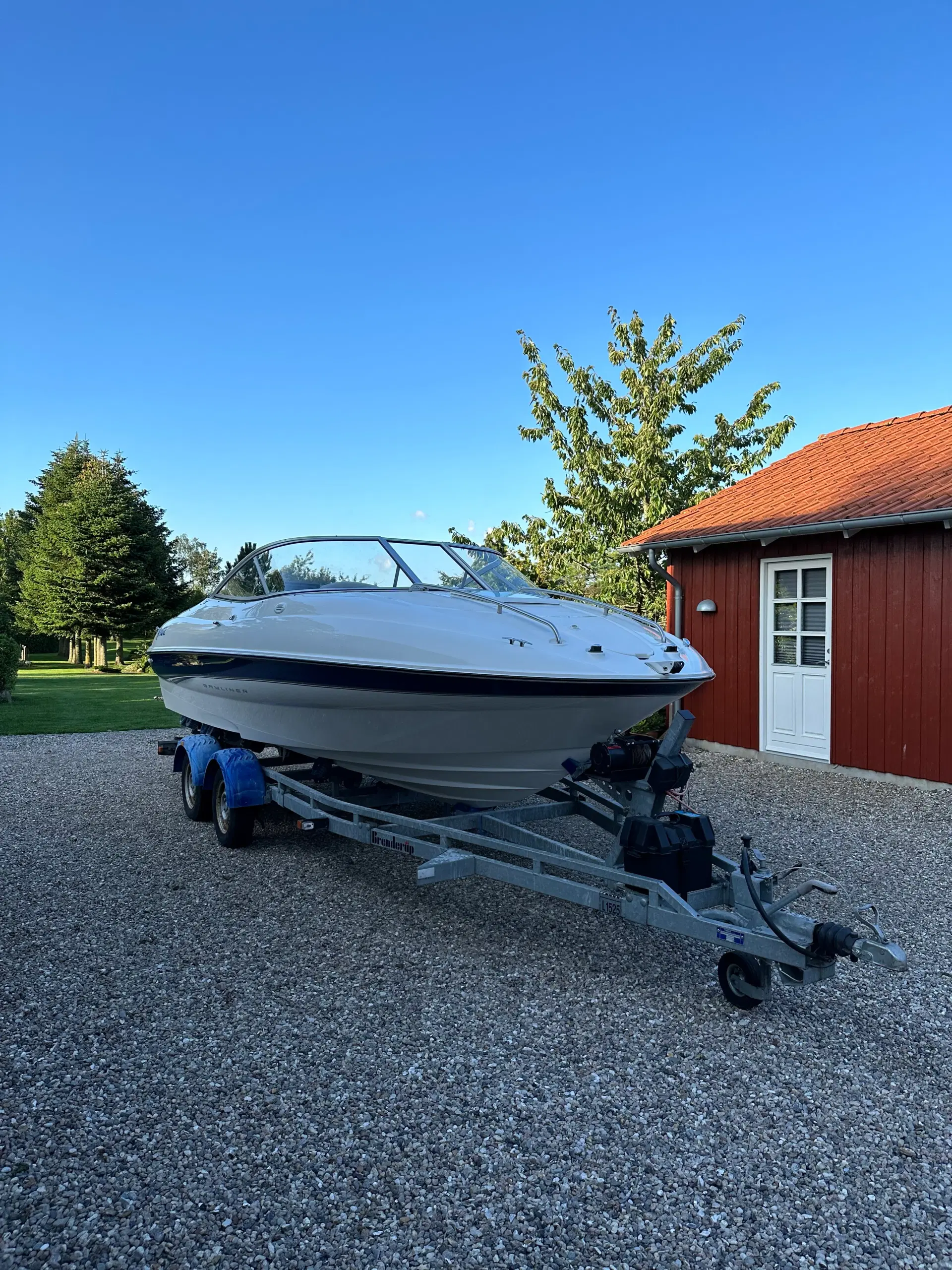 Bayliner 602 Capri