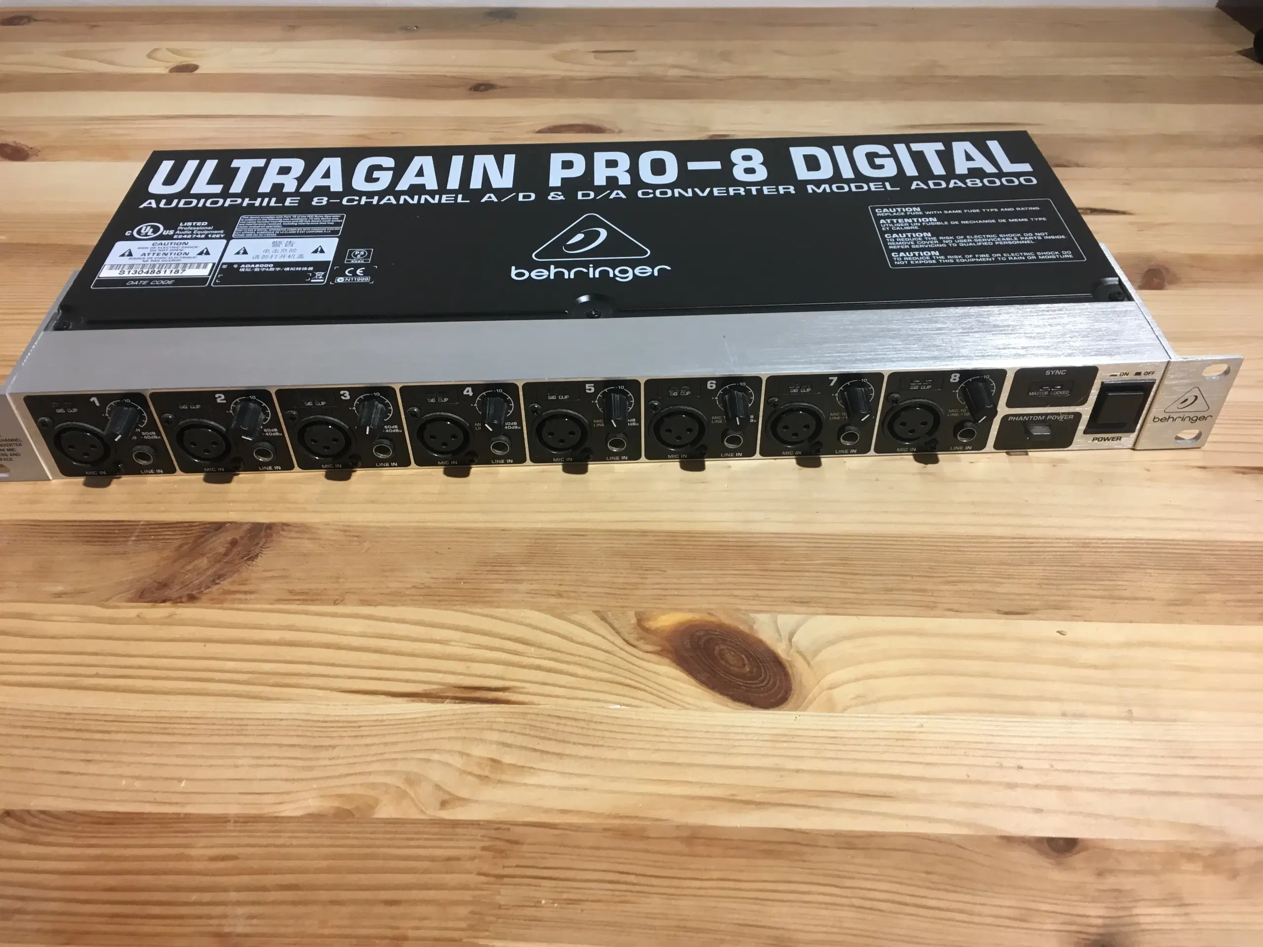 Behringer Ultragain Pro-8 Digital