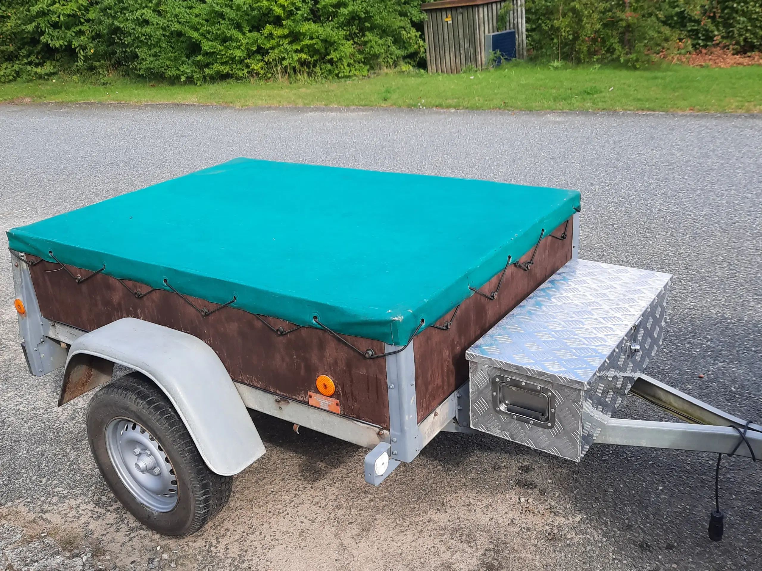 Trailer med 5 mm alubund