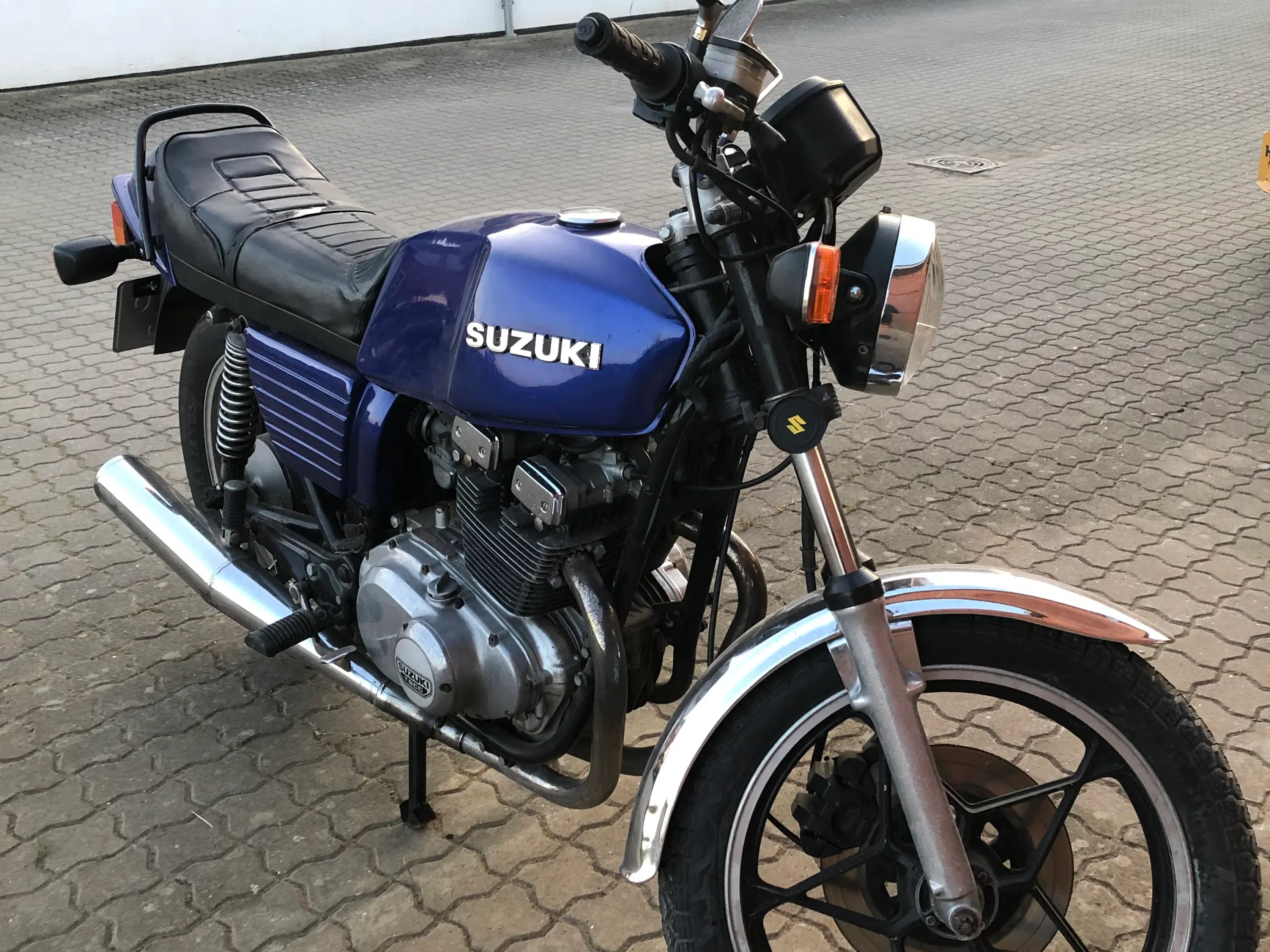 Suzuki GSX 400