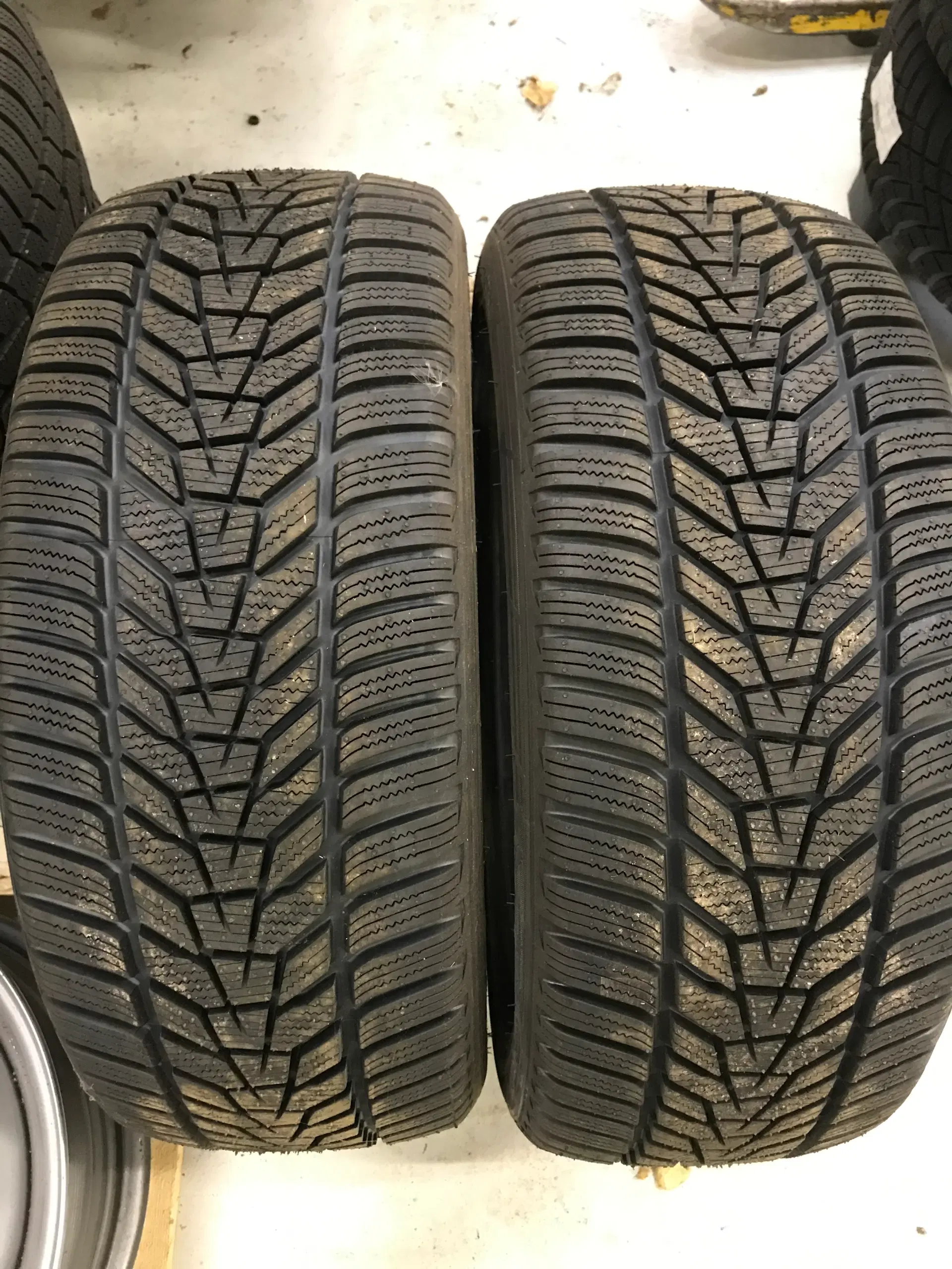 225/45R18 Vinterdæk