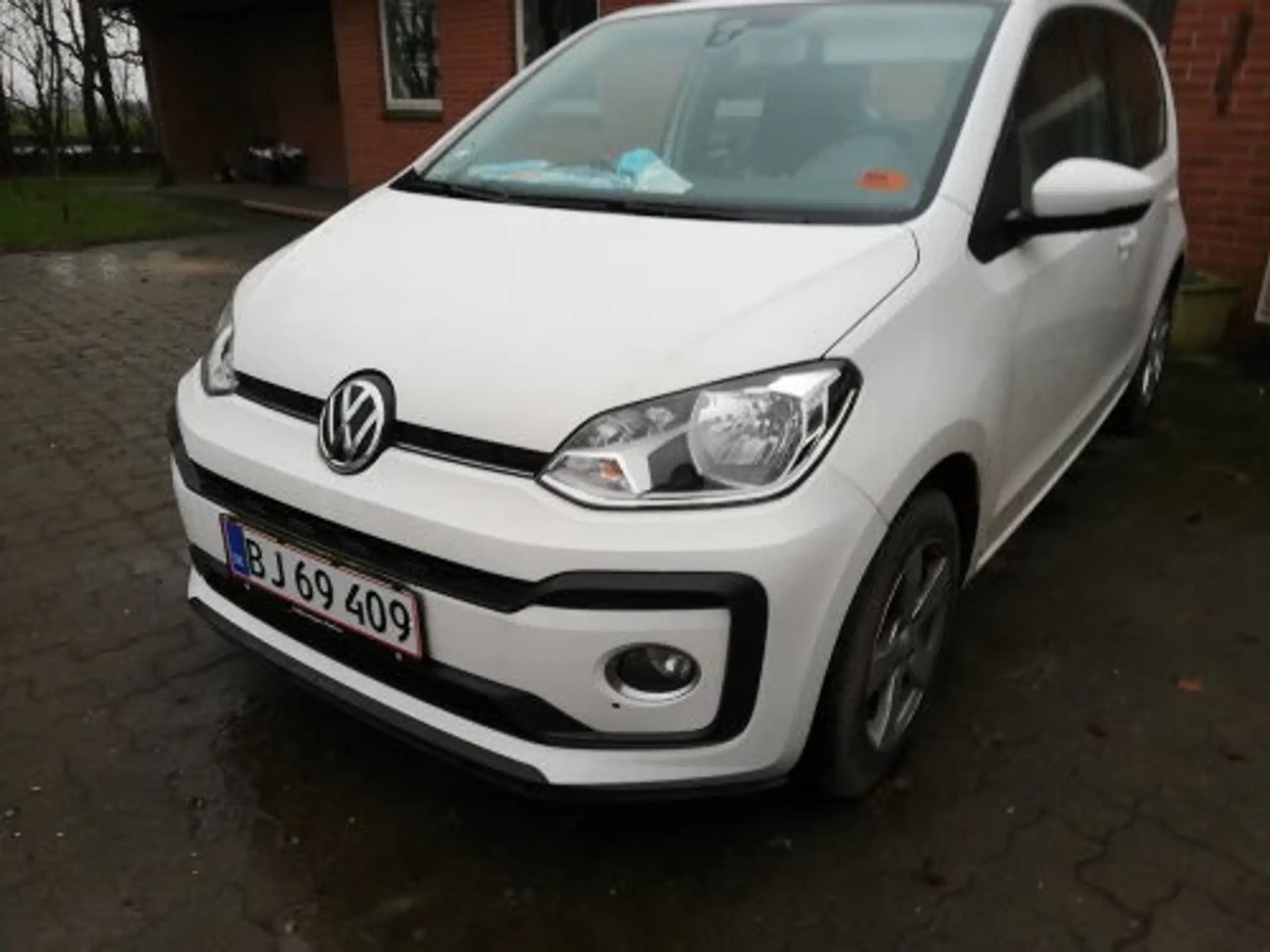 VW UP Turbo