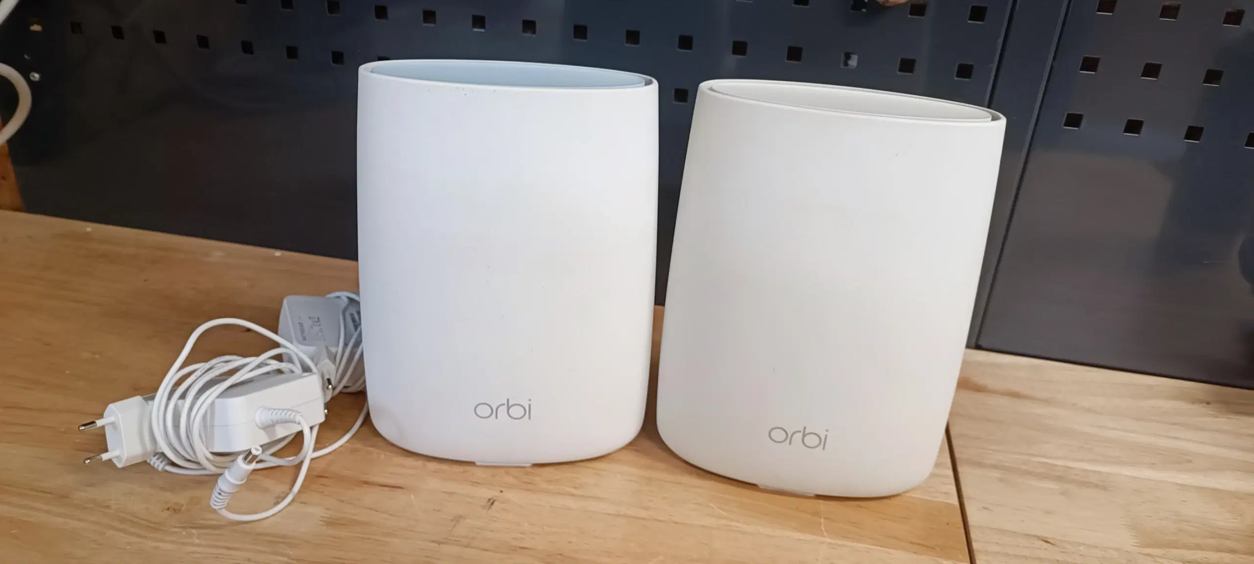 Netgear Orbi Router med satellit