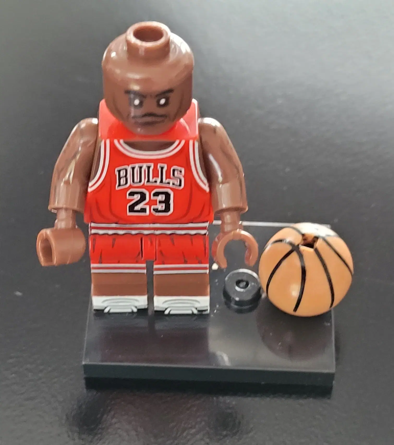 Michael Jordan basketball figur