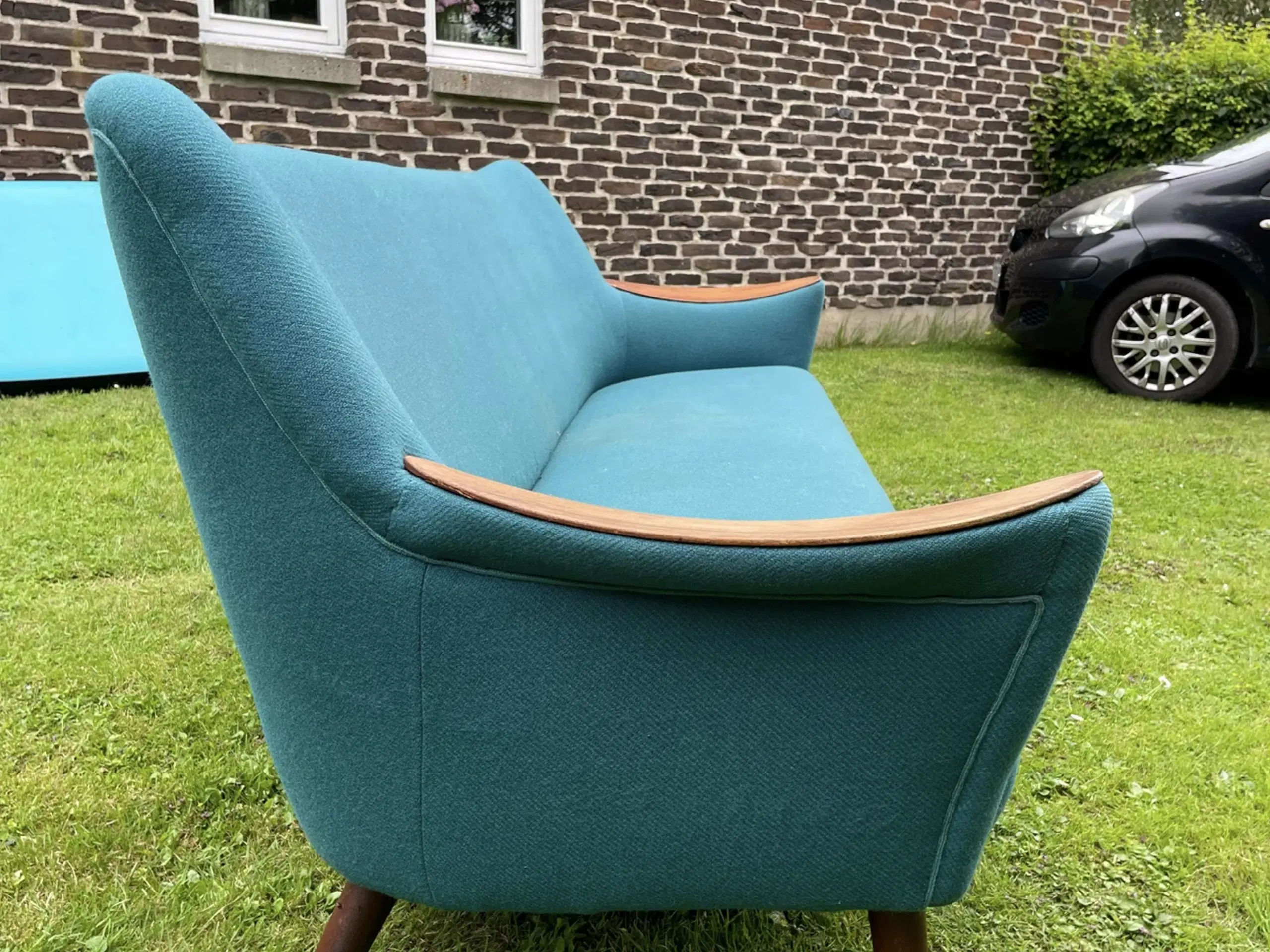 Retro sofa med plads til 4 pers