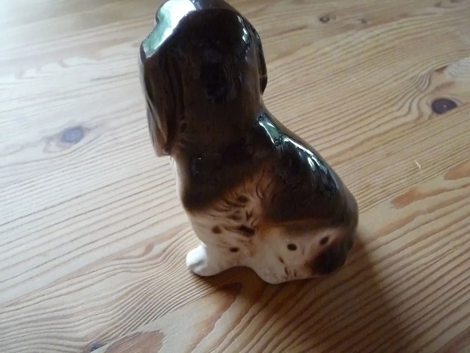 porcelæns hund