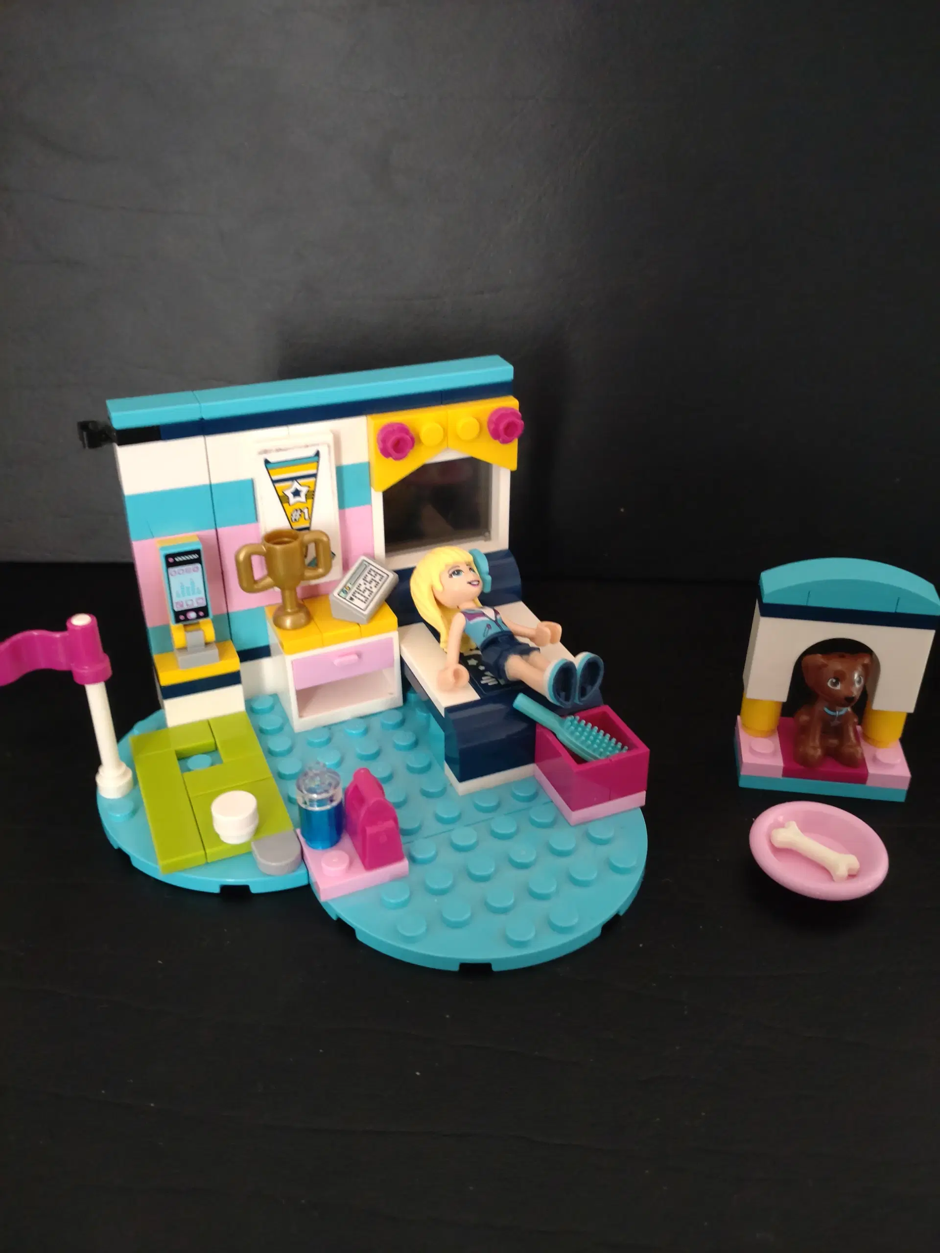 Lego Friends 41328 Stephanies værelse