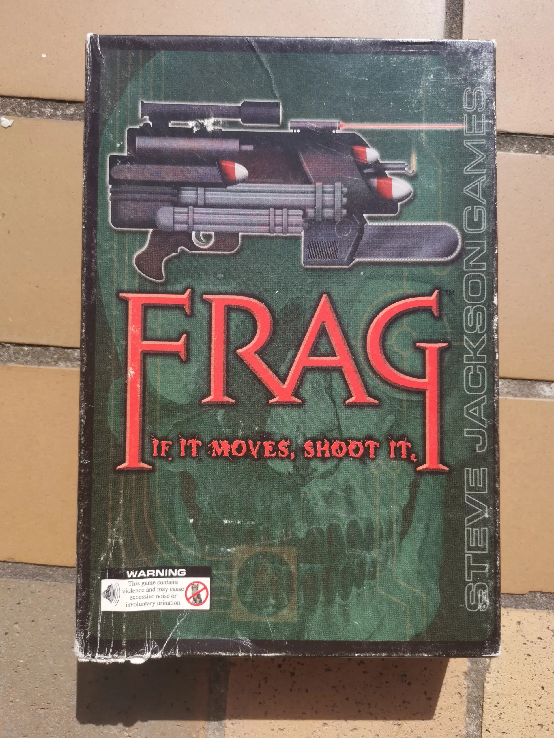 FRAG If it Moves Shoot It - Steve Jackson Brætspil