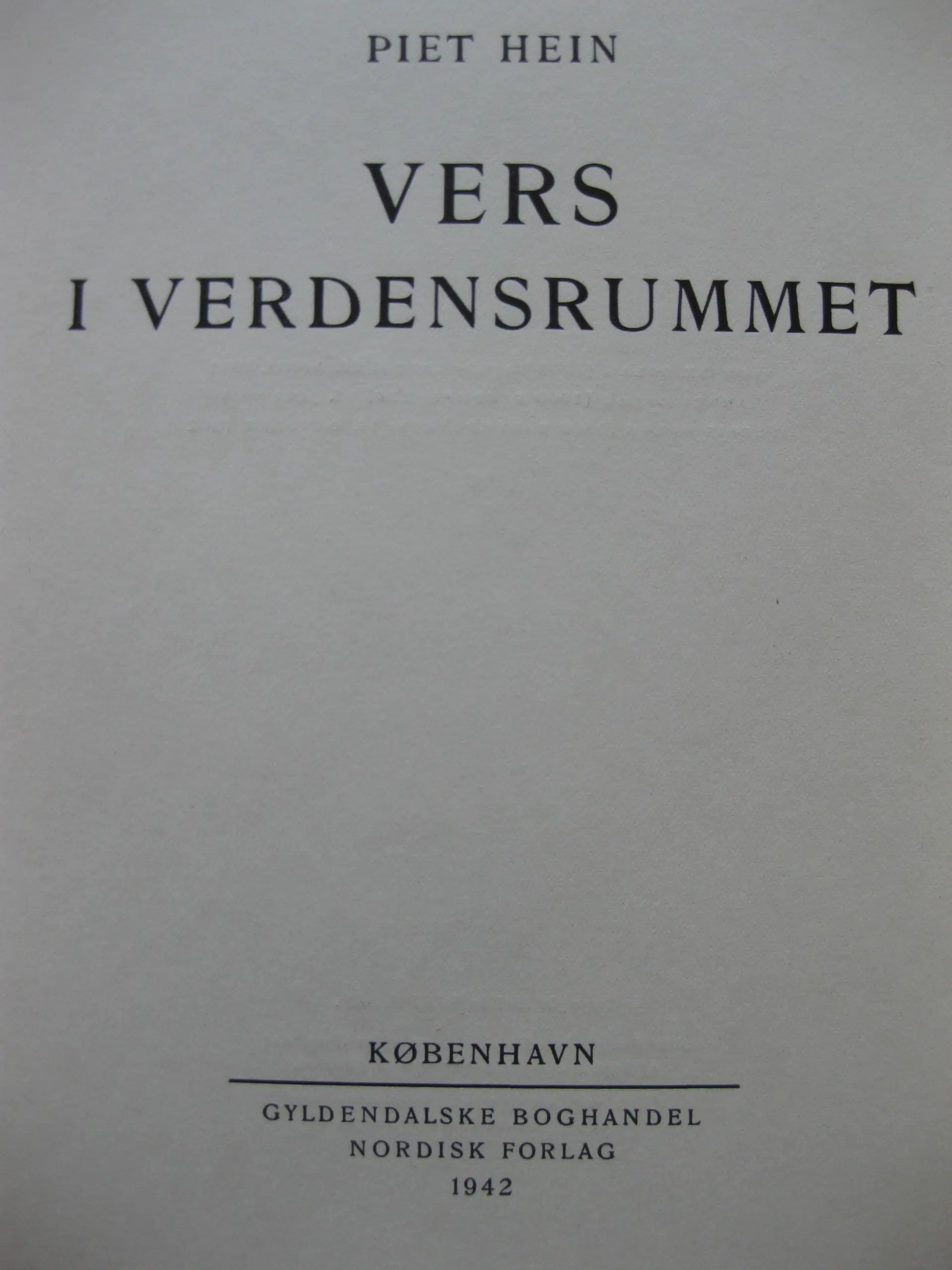 Piet Hein digtsamling fra 1942 ;-)