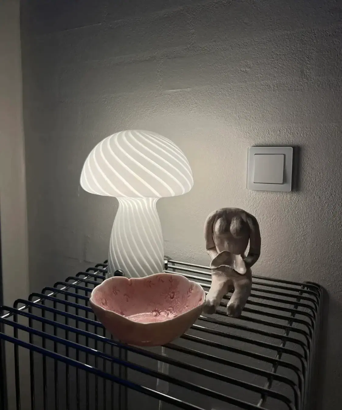 Mushroom bordlampe - hvid