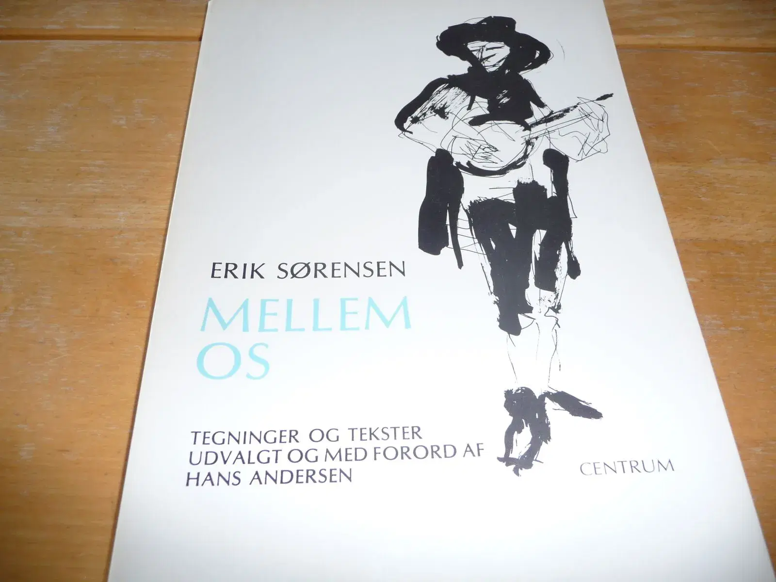 Erik Sørensen Mellem os tegninger