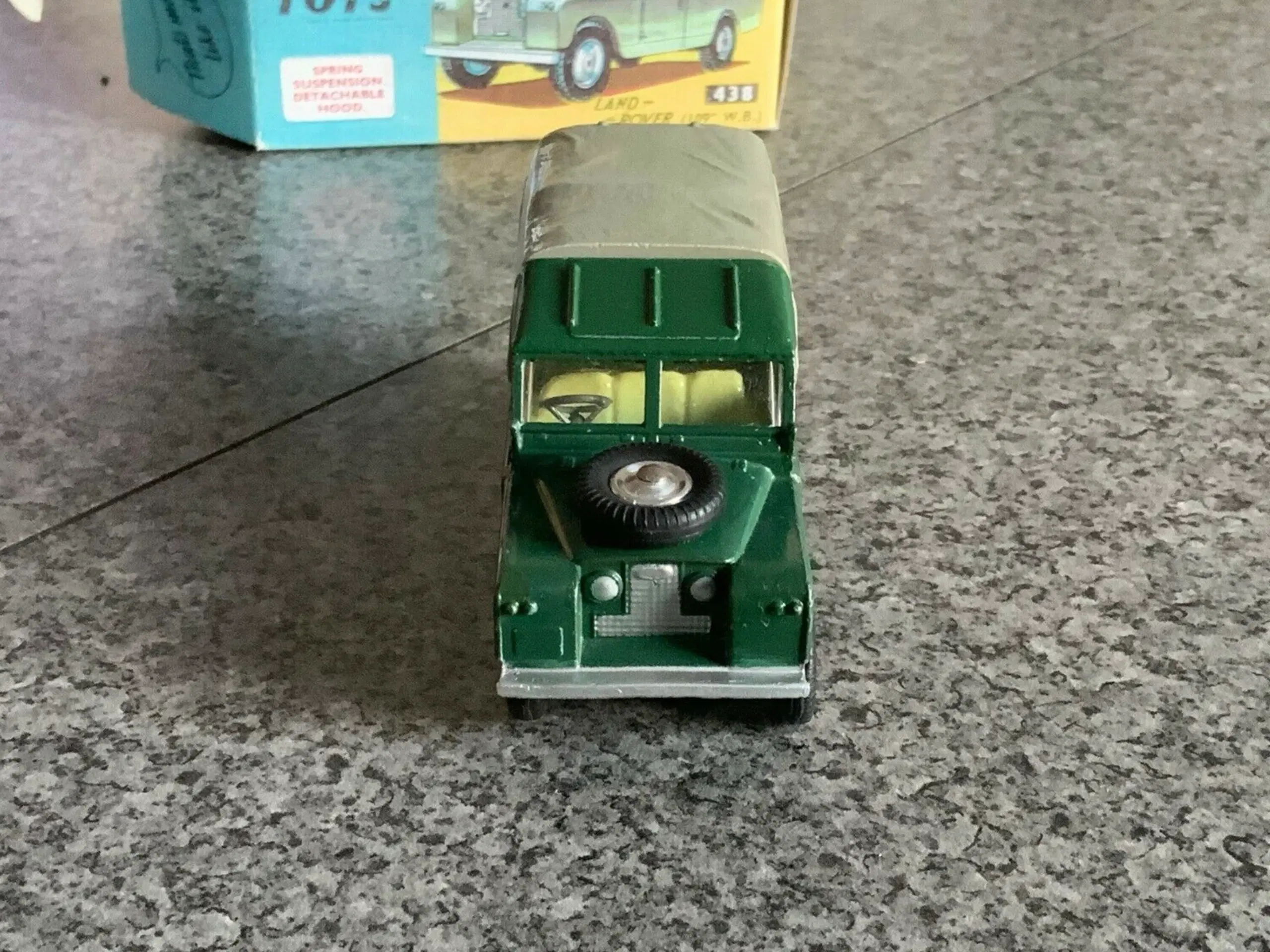 Corgi Toys No 438 Land Rover 109 WB