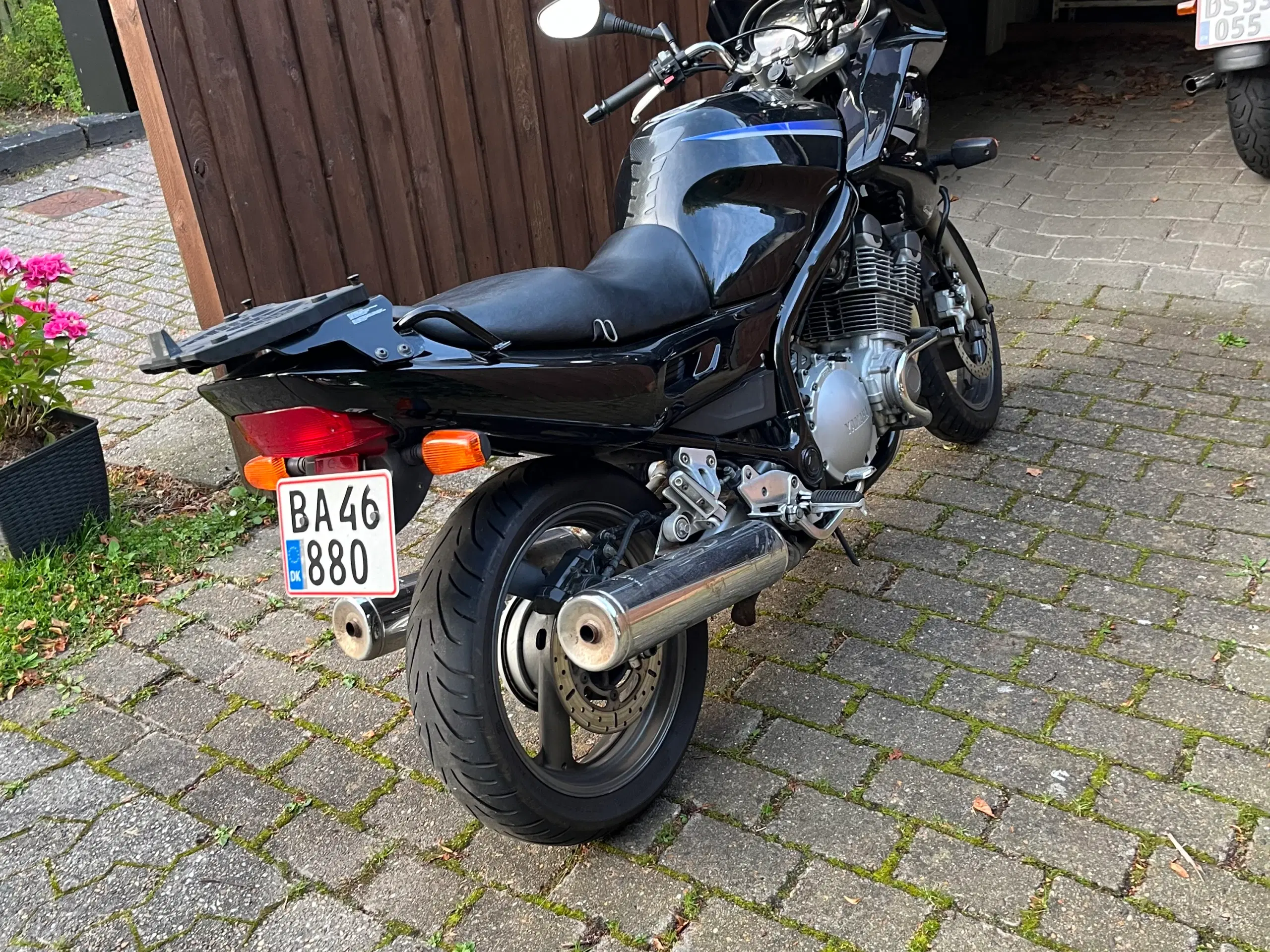 Yamaha XJ 900