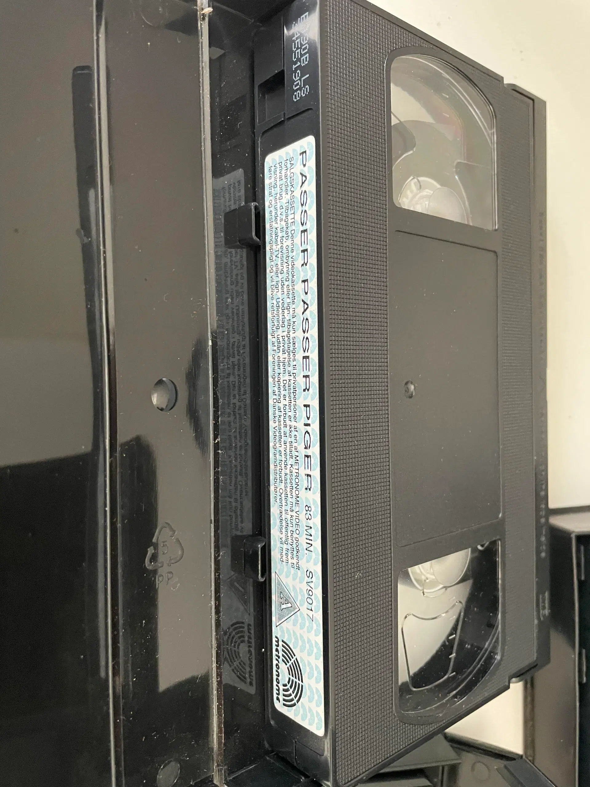 VHS bånd gamle danske 3 stk været til udlejning