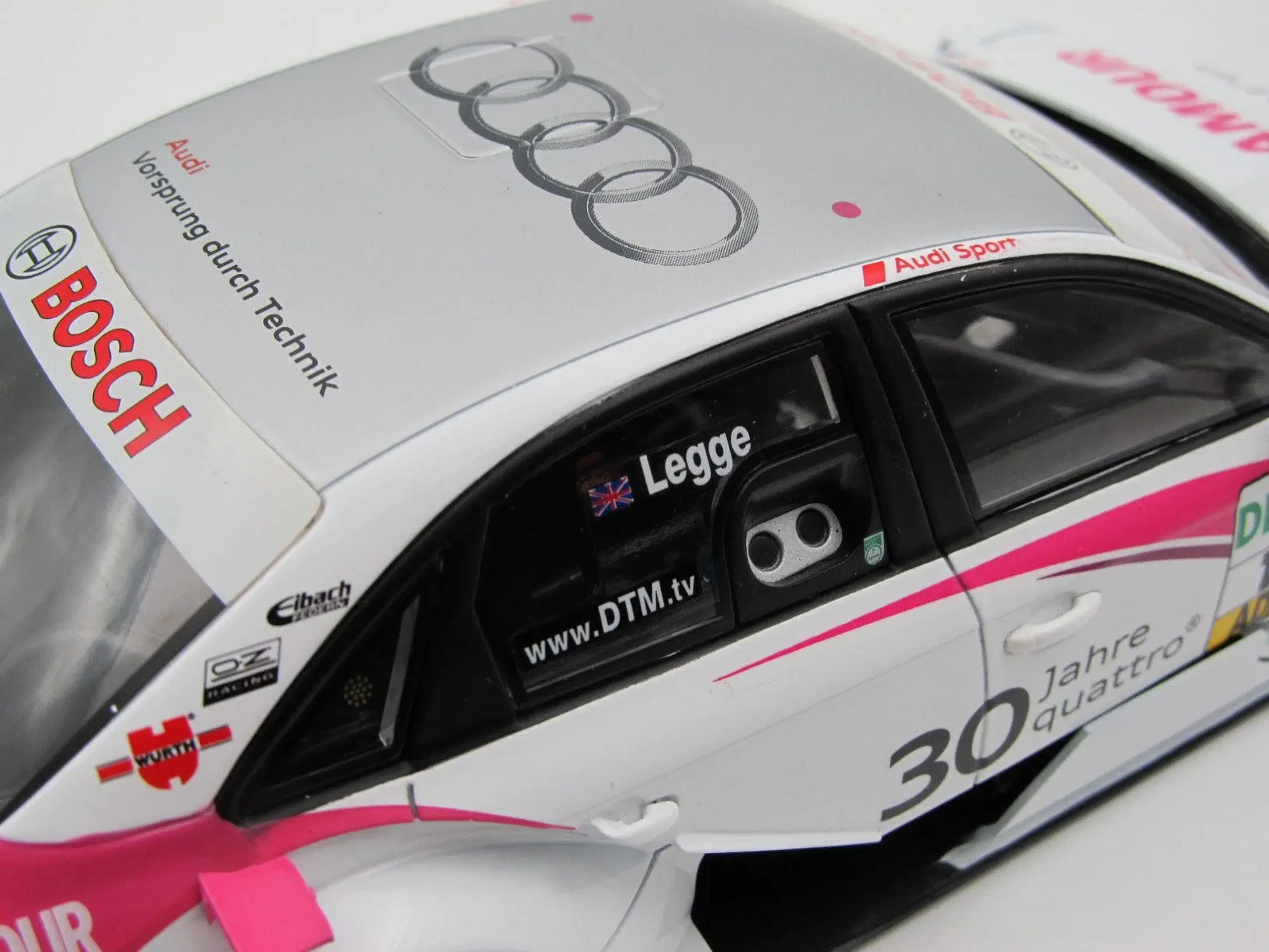 2010 Audi A4 DTM #15 1:18  Driver: Katherine Legge