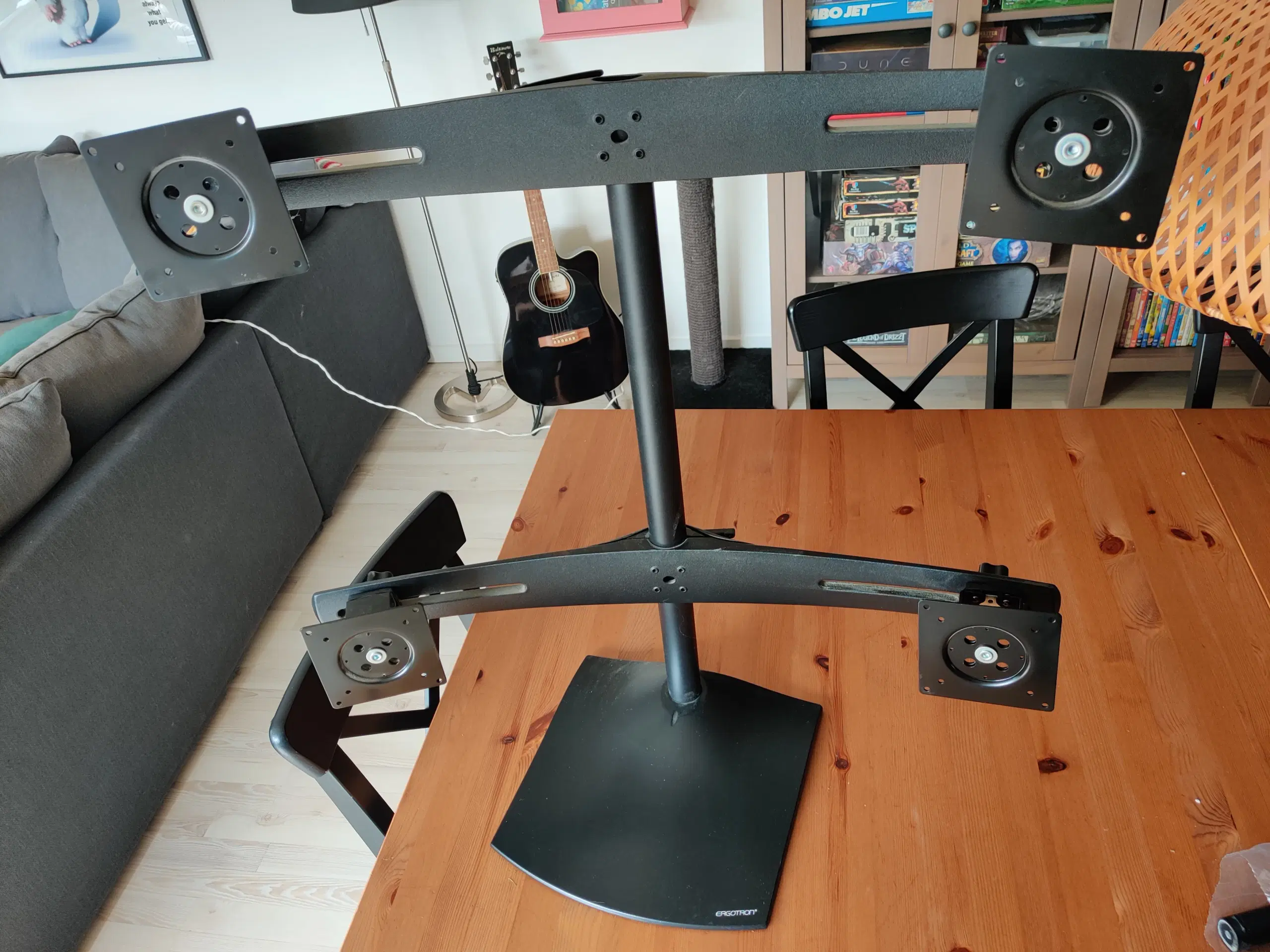 Ergotron monitor / skærm stand til 4 stk 24"